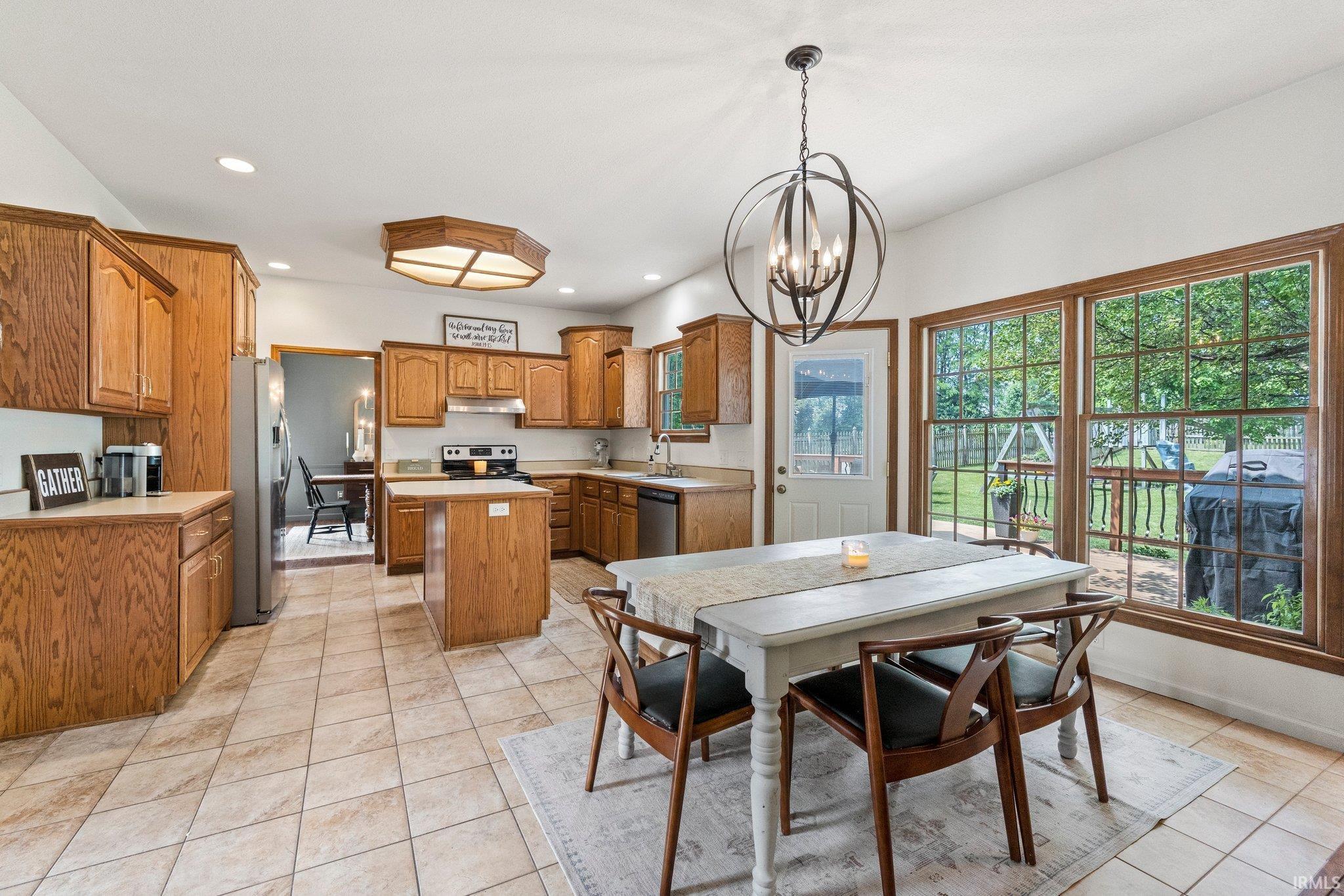 15227 Laurel Ridge