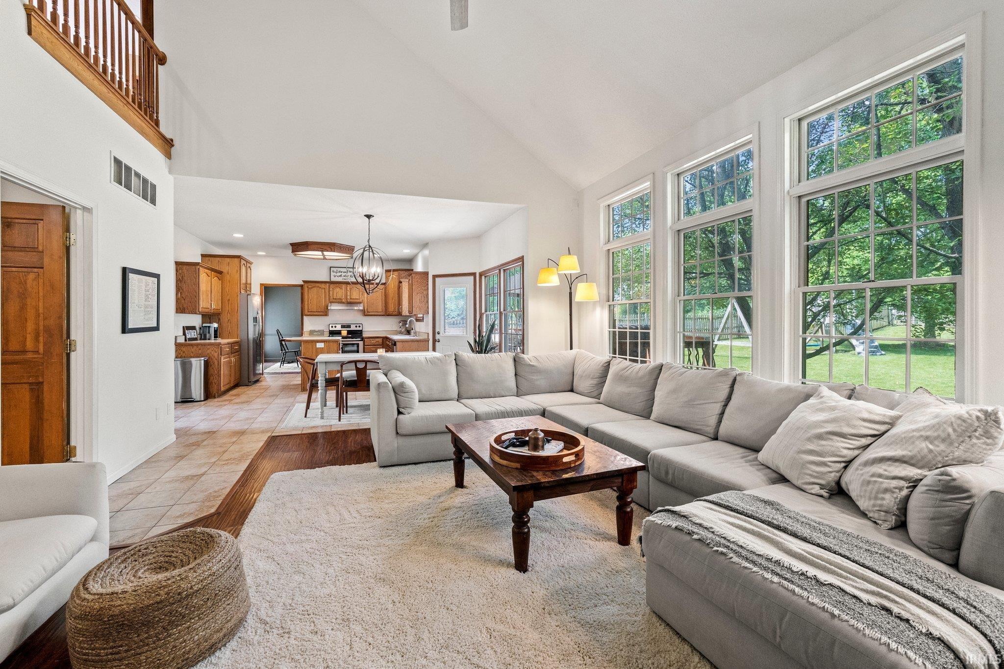 15227 Laurel Ridge