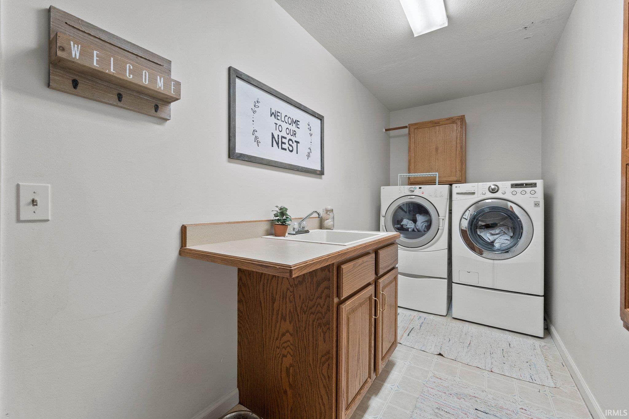 15227 Laurel Ridge
