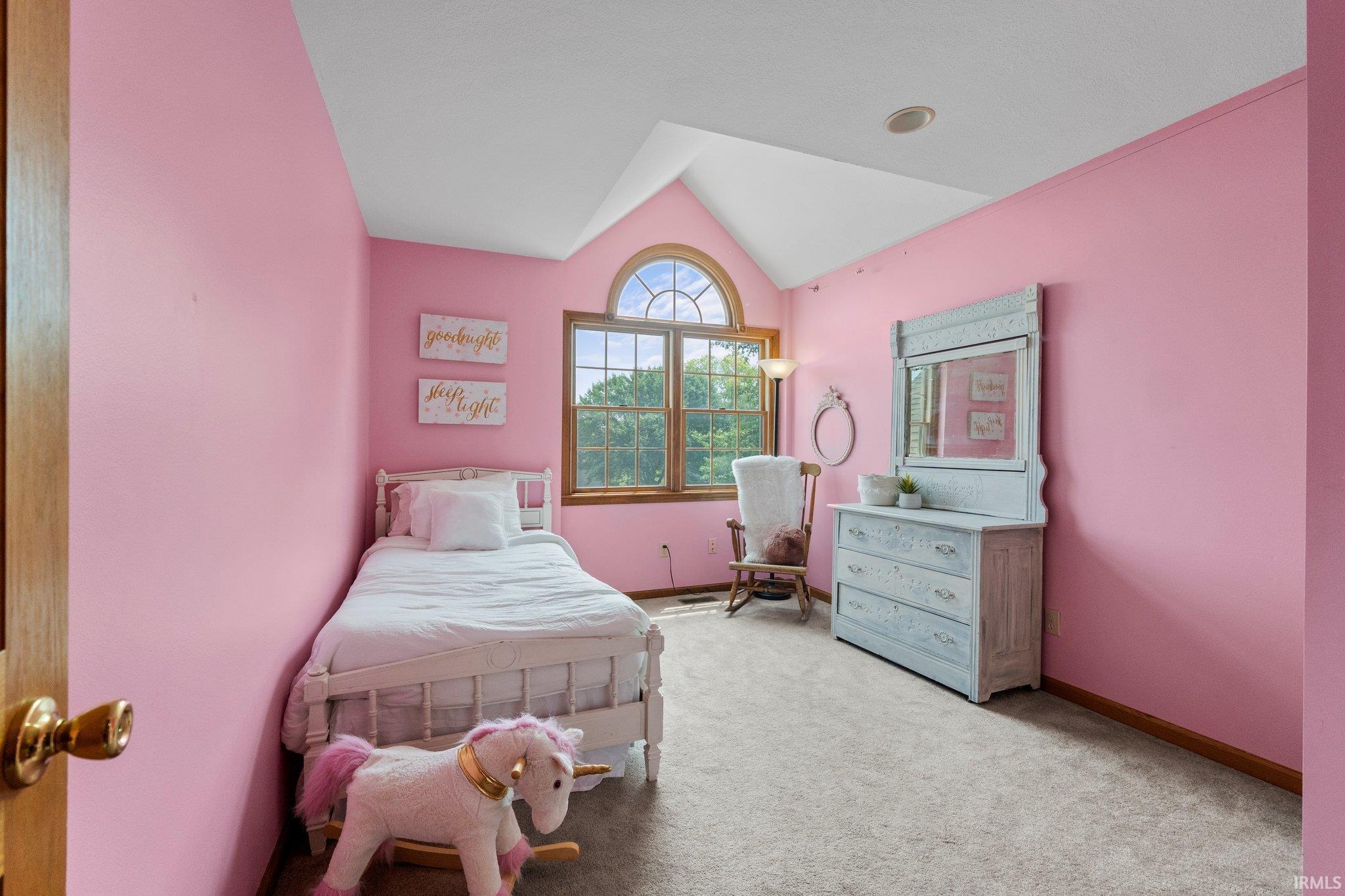 15227 Laurel Ridge