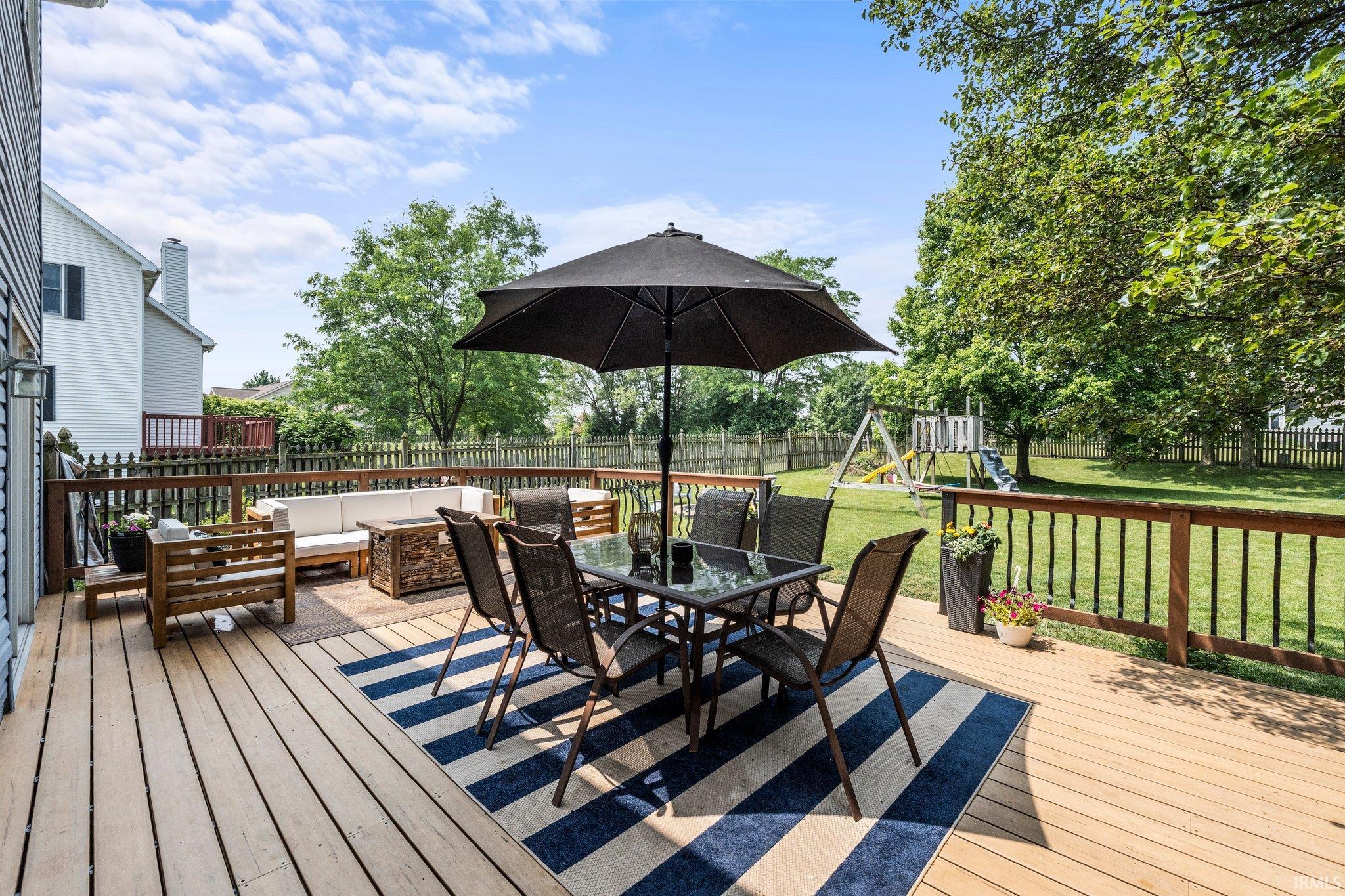 15227 Laurel Ridge