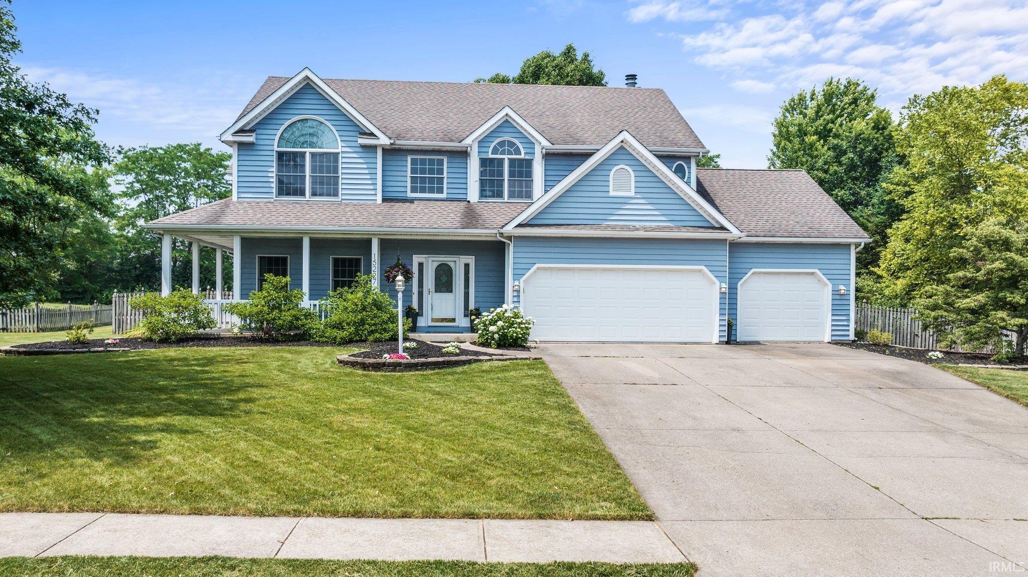 15227 Laurel Ridge