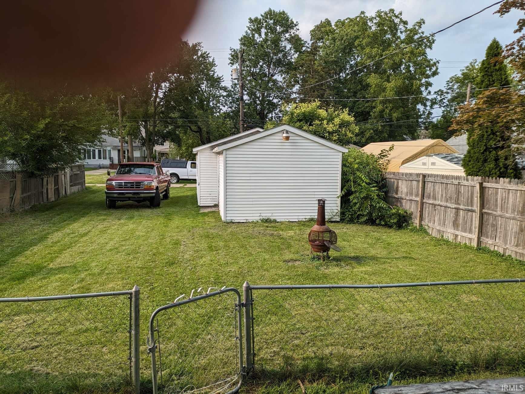 512 Maple Row