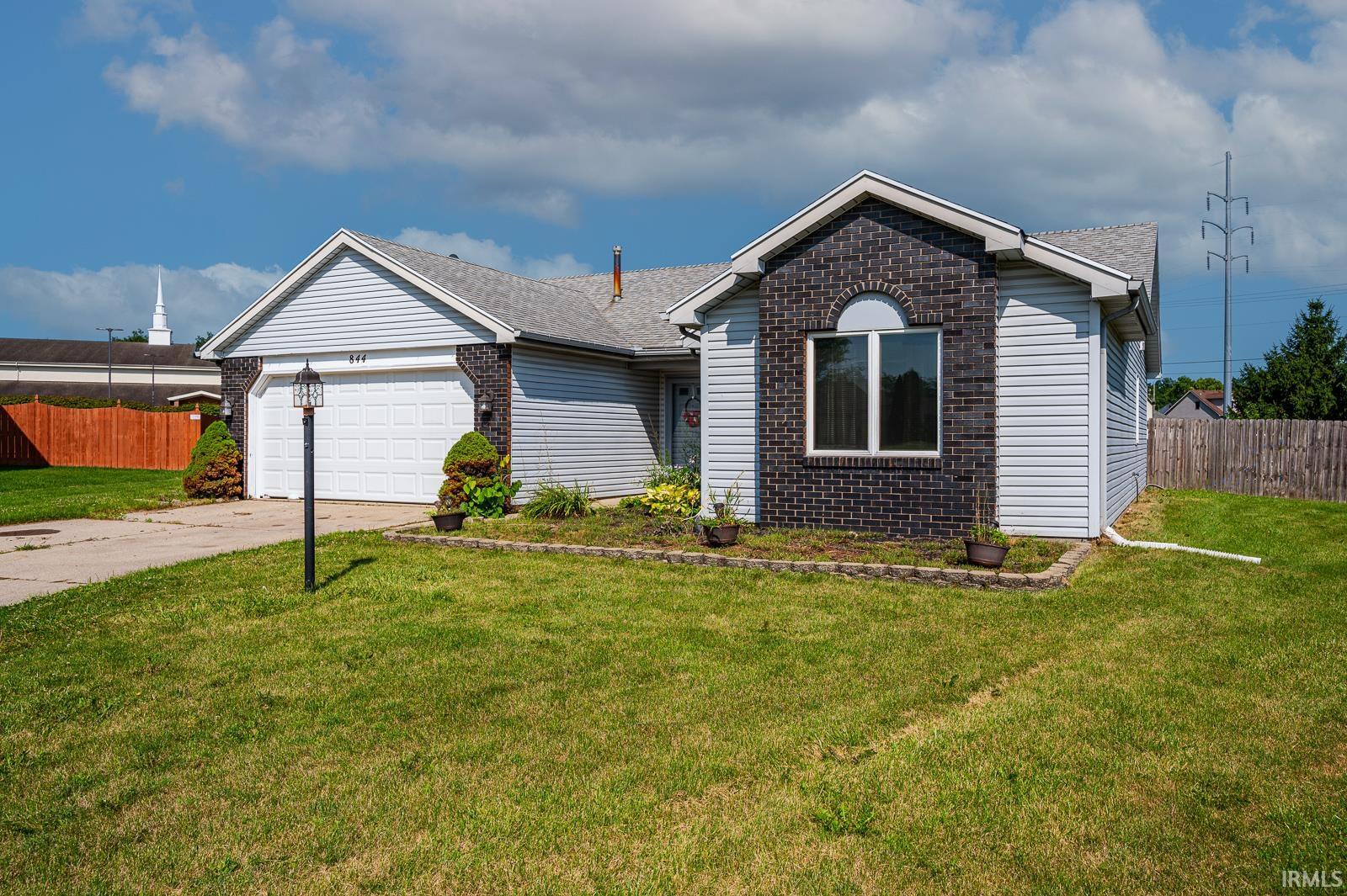 844 Laurel Hill