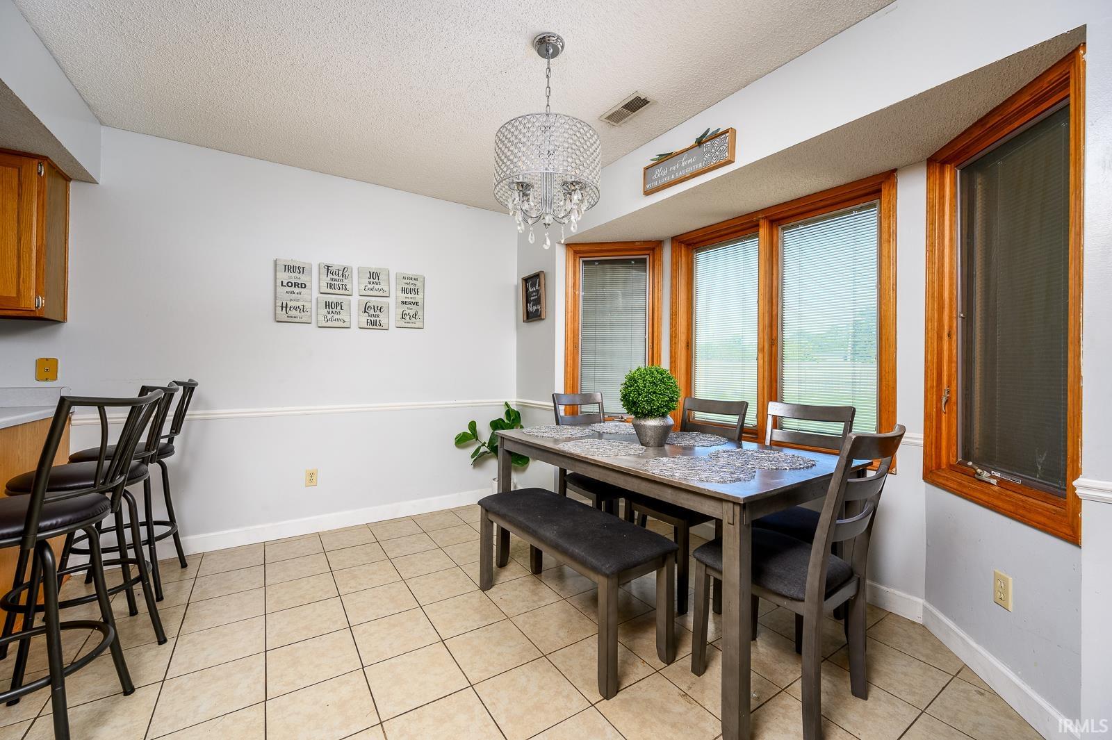 844 Laurel Hill