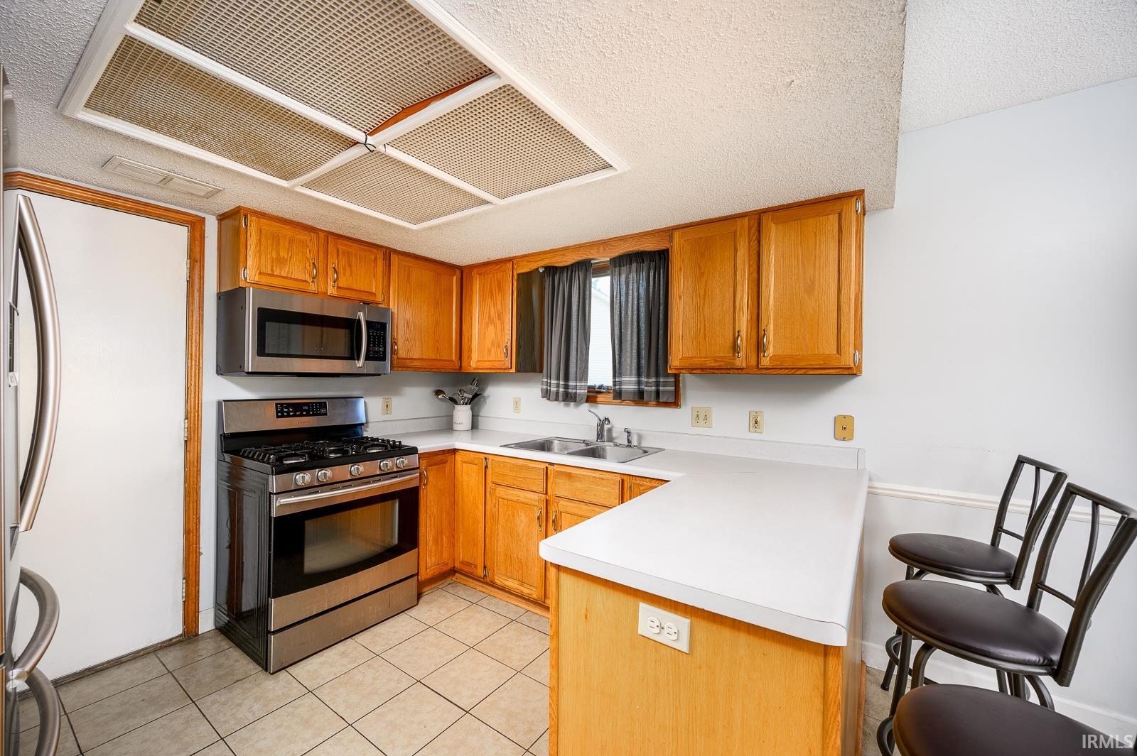 844 Laurel Hill