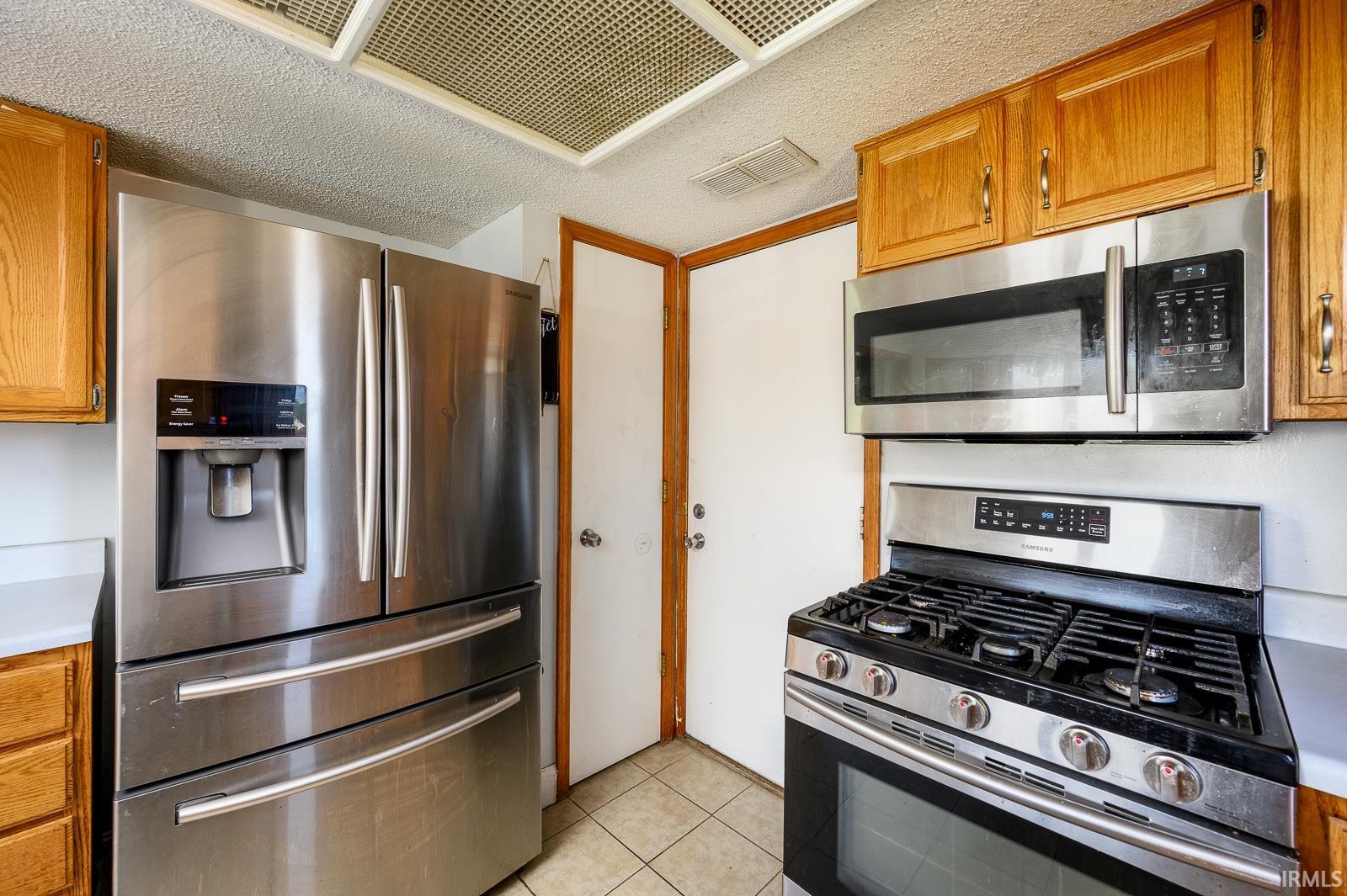 844 Laurel Hill