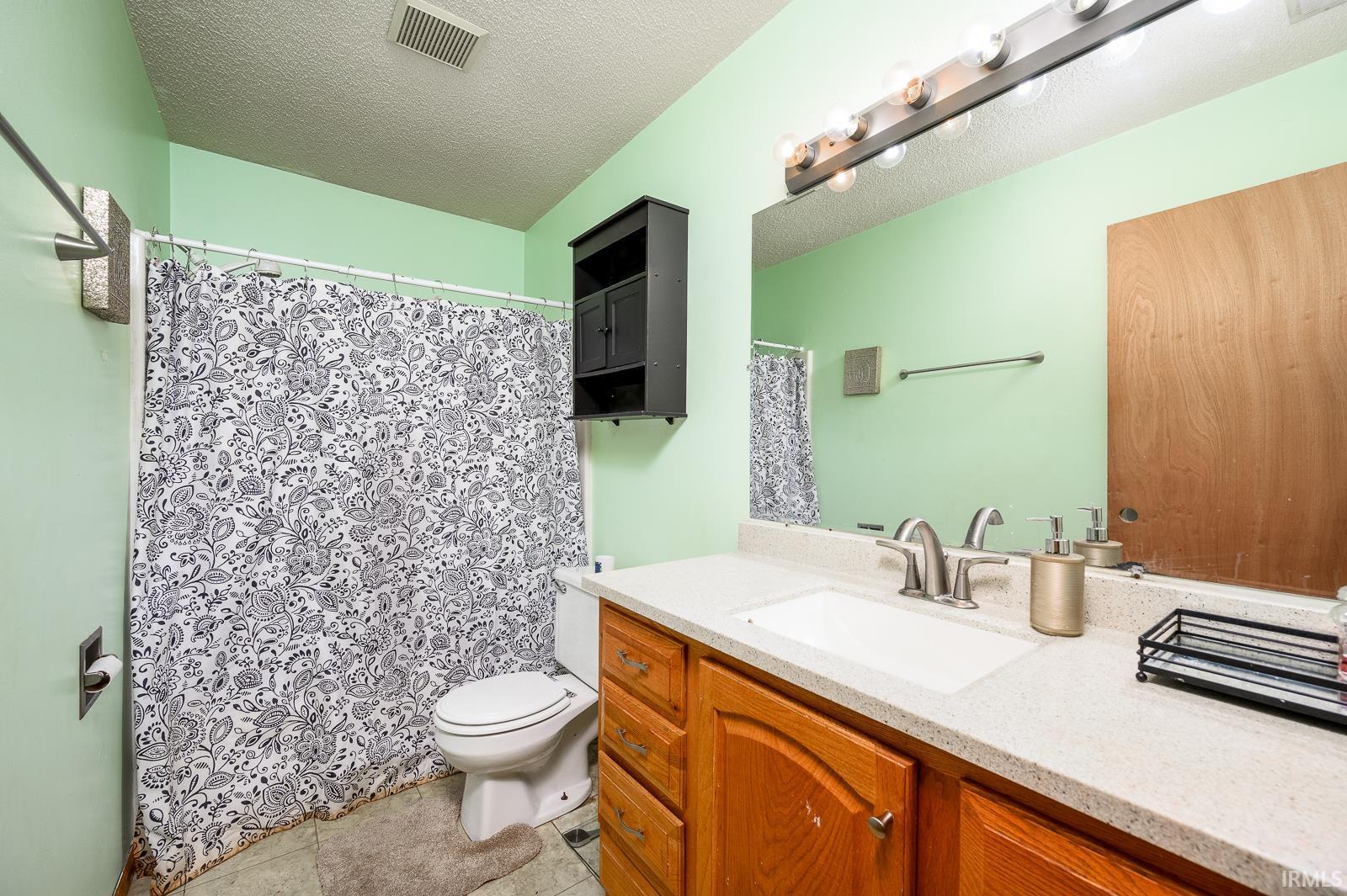 844 Laurel Hill