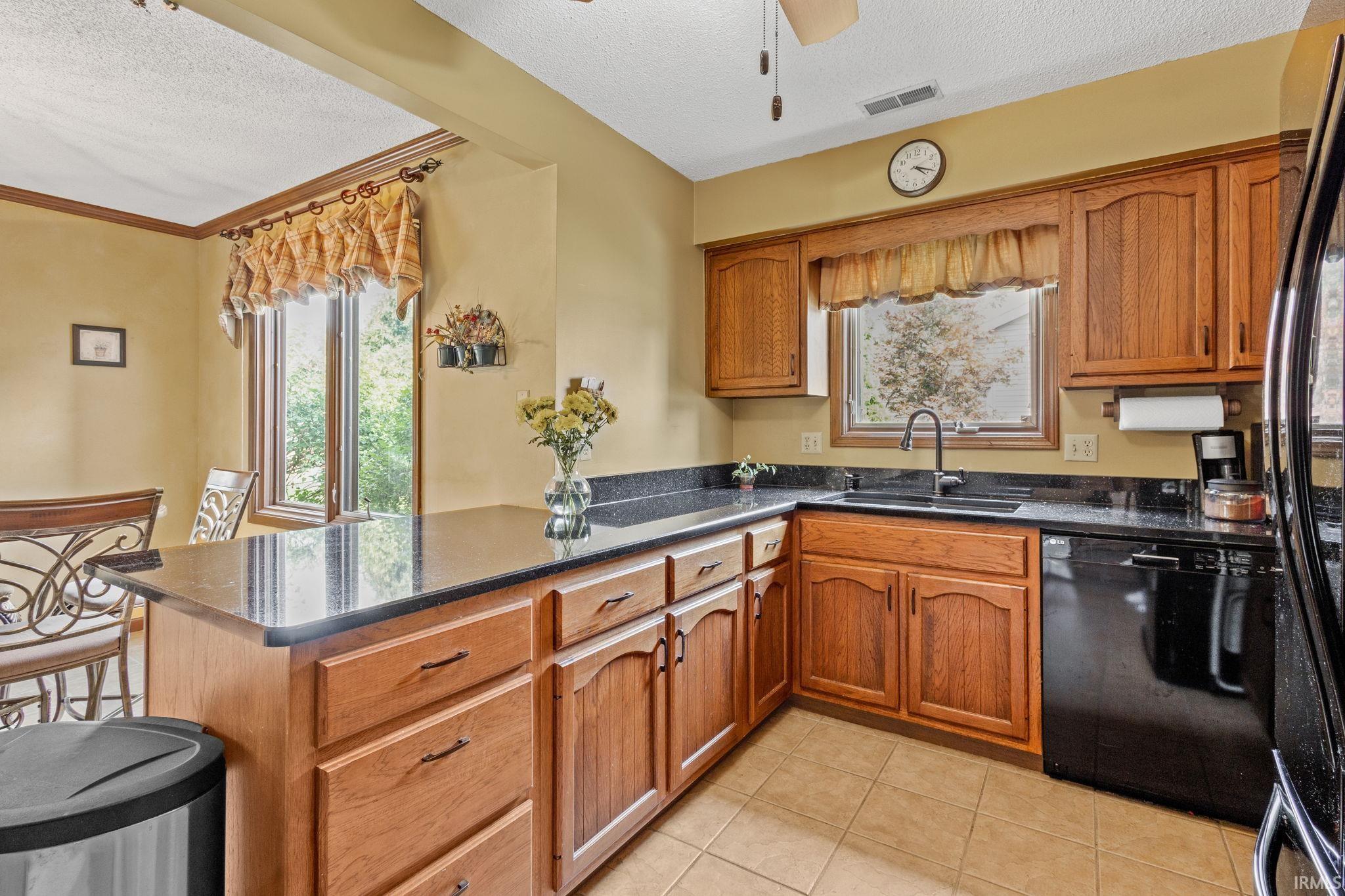 7907 Wind Ridge
