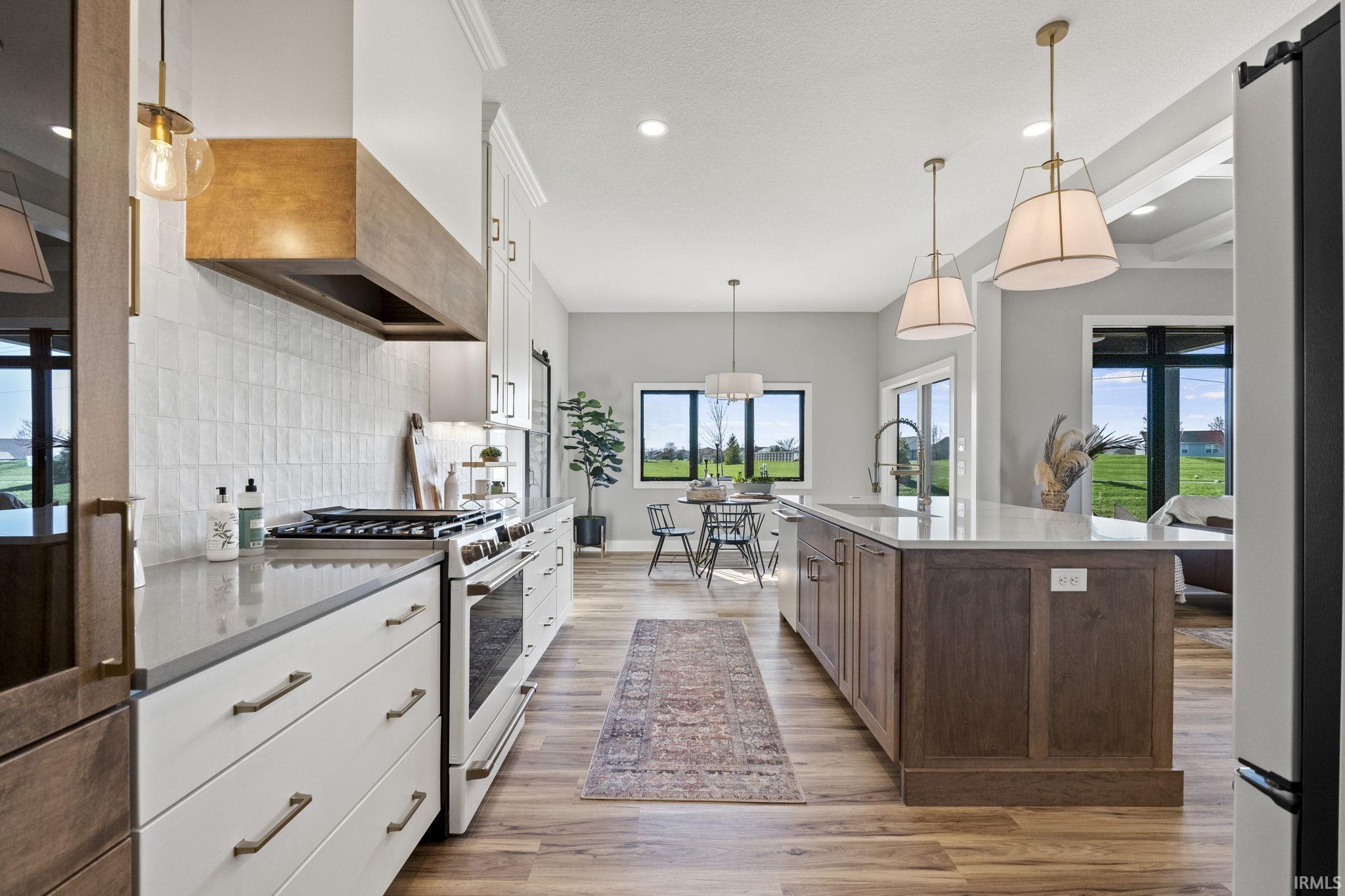2140 Mercato Bay