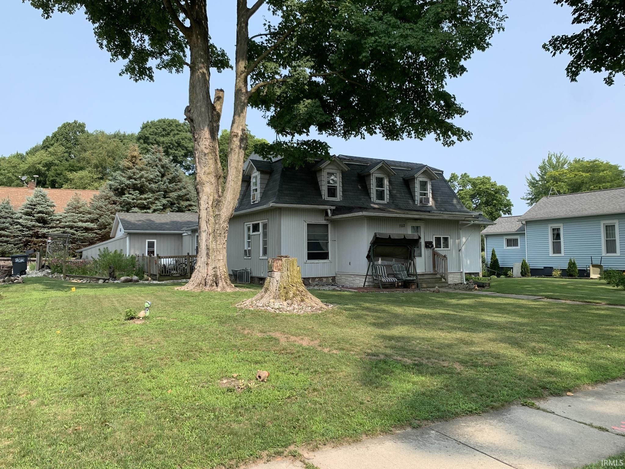 702 Hawpatch