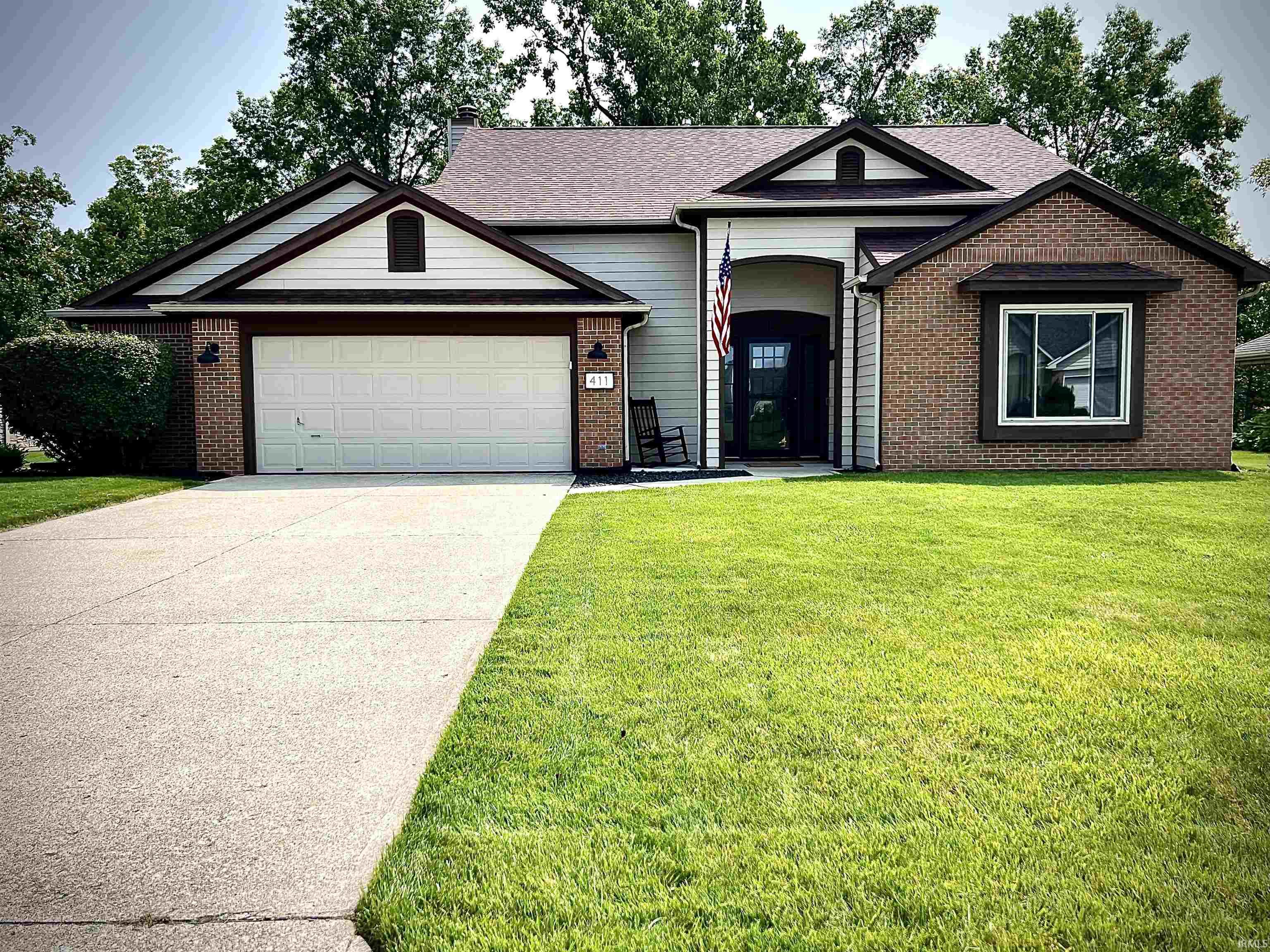 411 Glenmoor