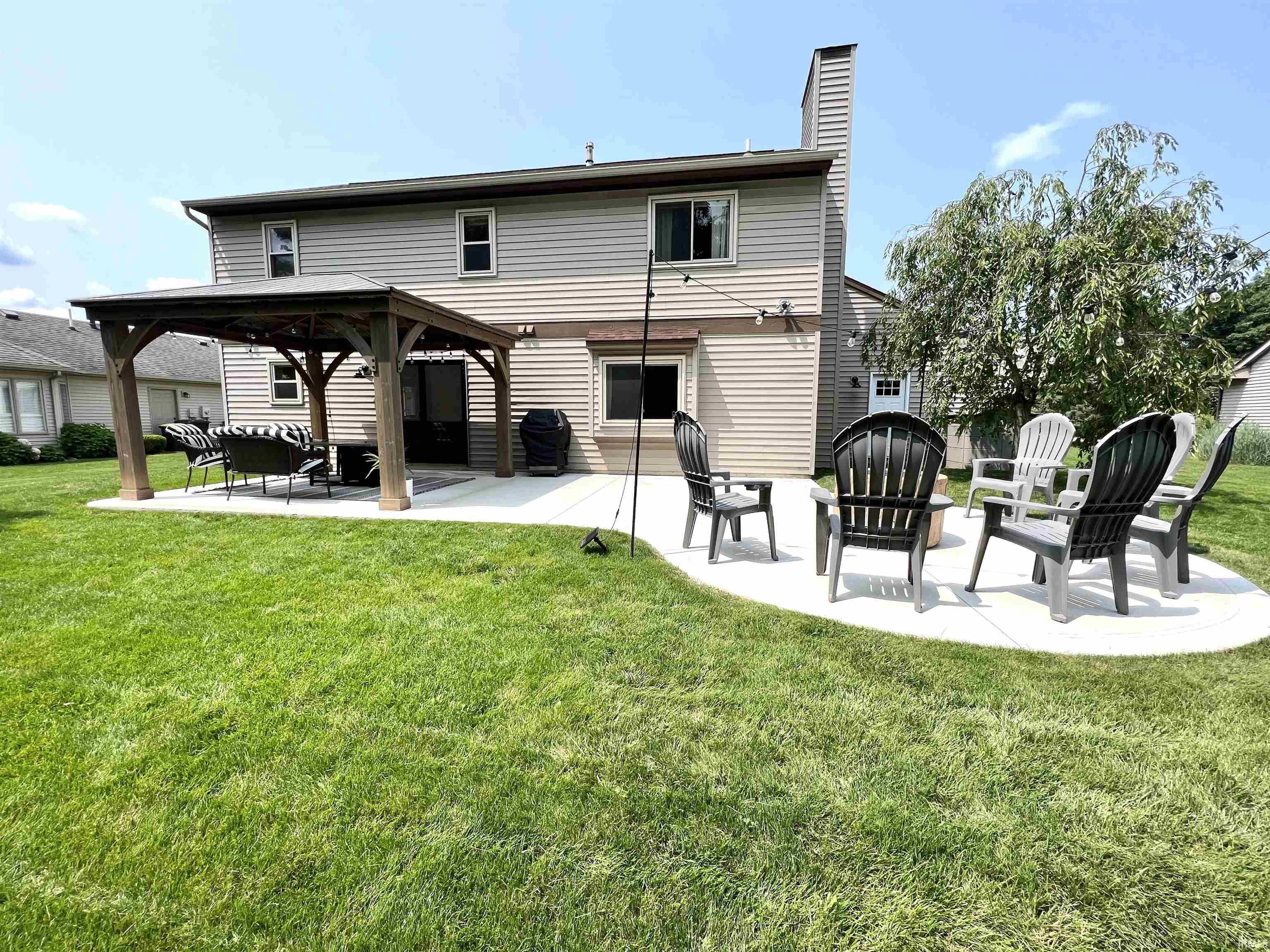 411 Glenmoor