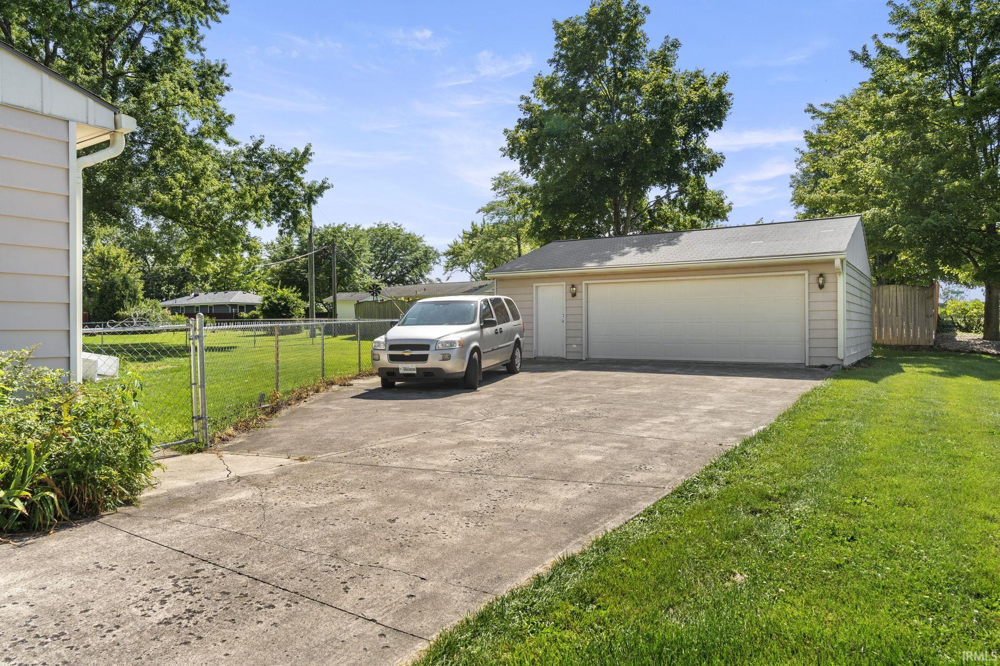 11508 Brooklane