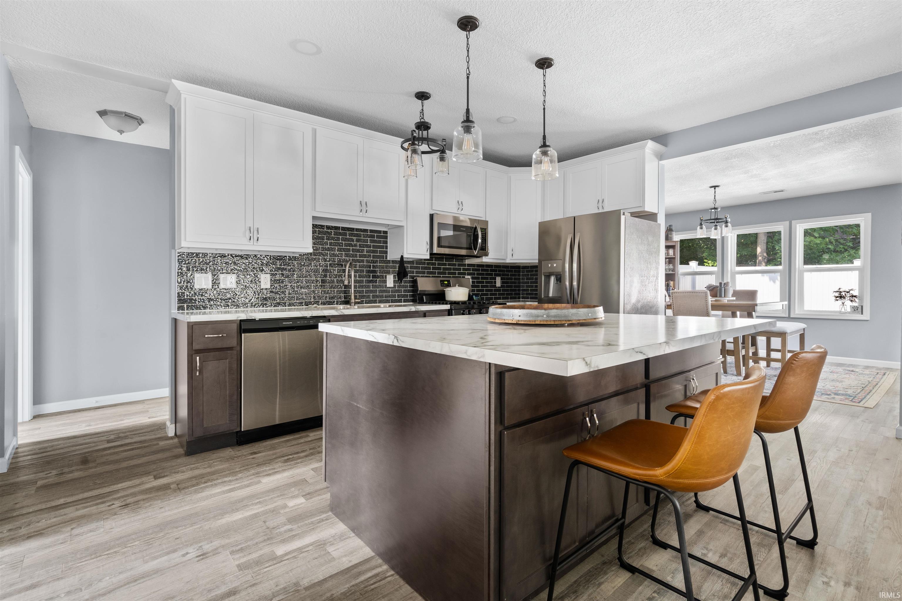 1422 Main