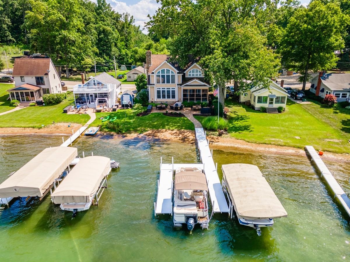 3546 Bay View