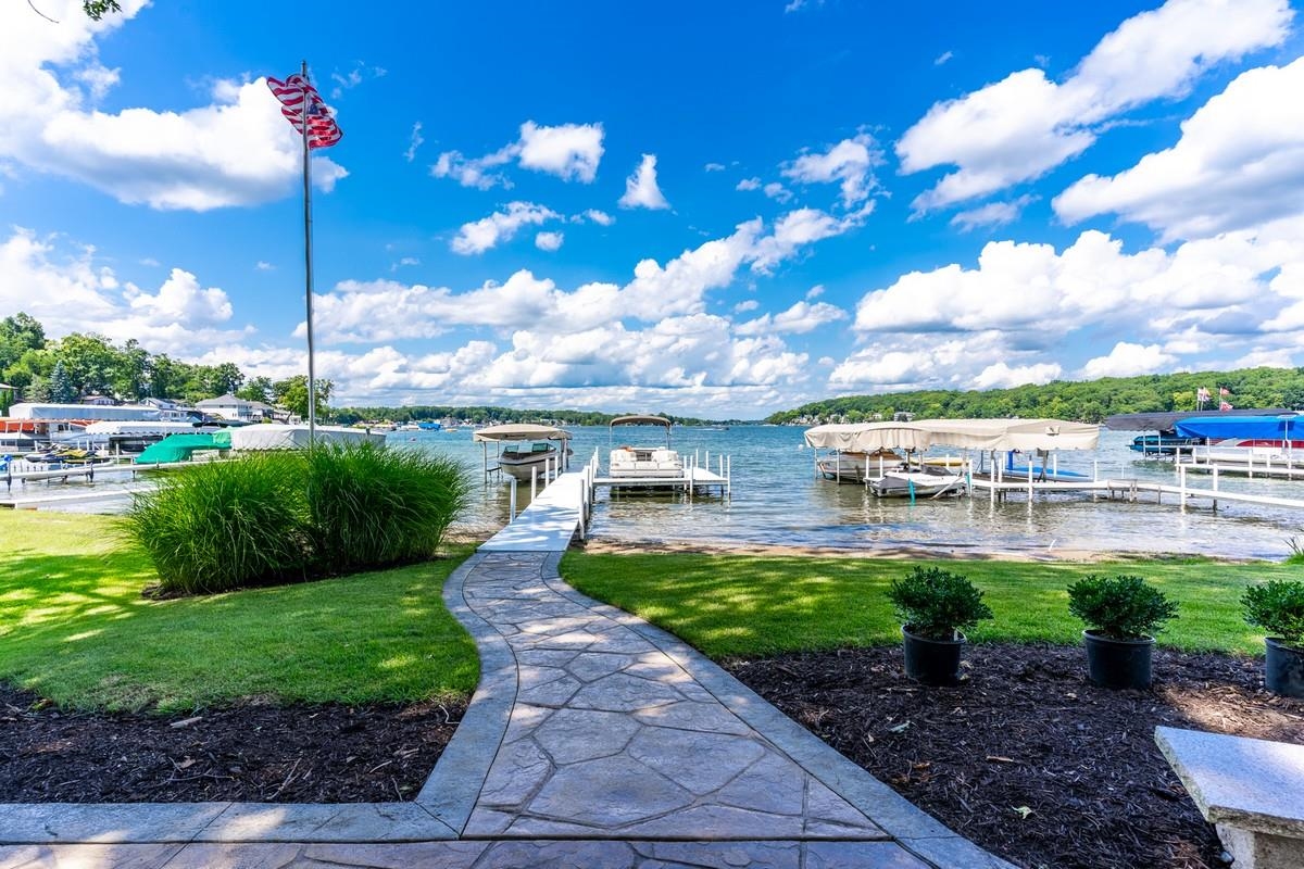 3546 Bay View