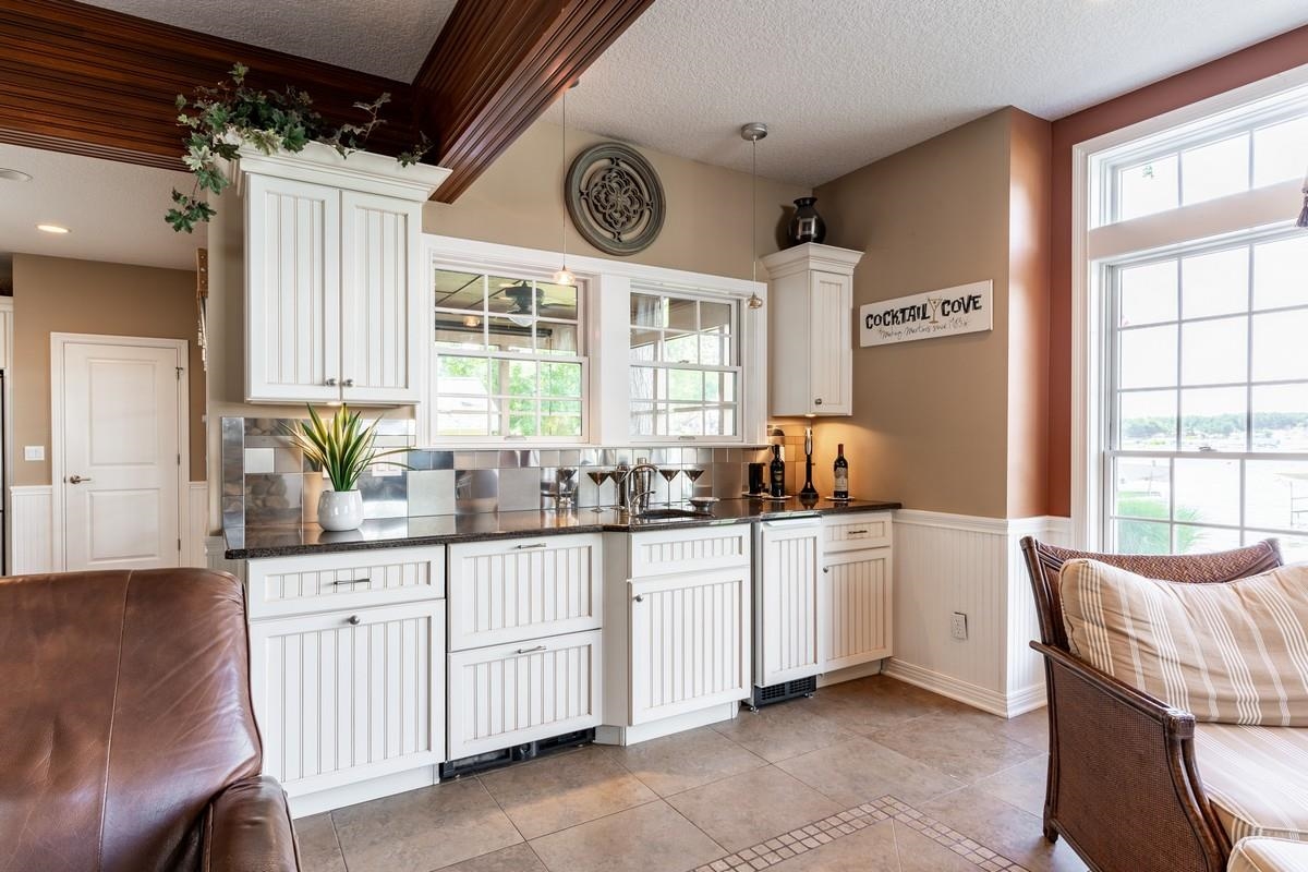 3546 Bay View