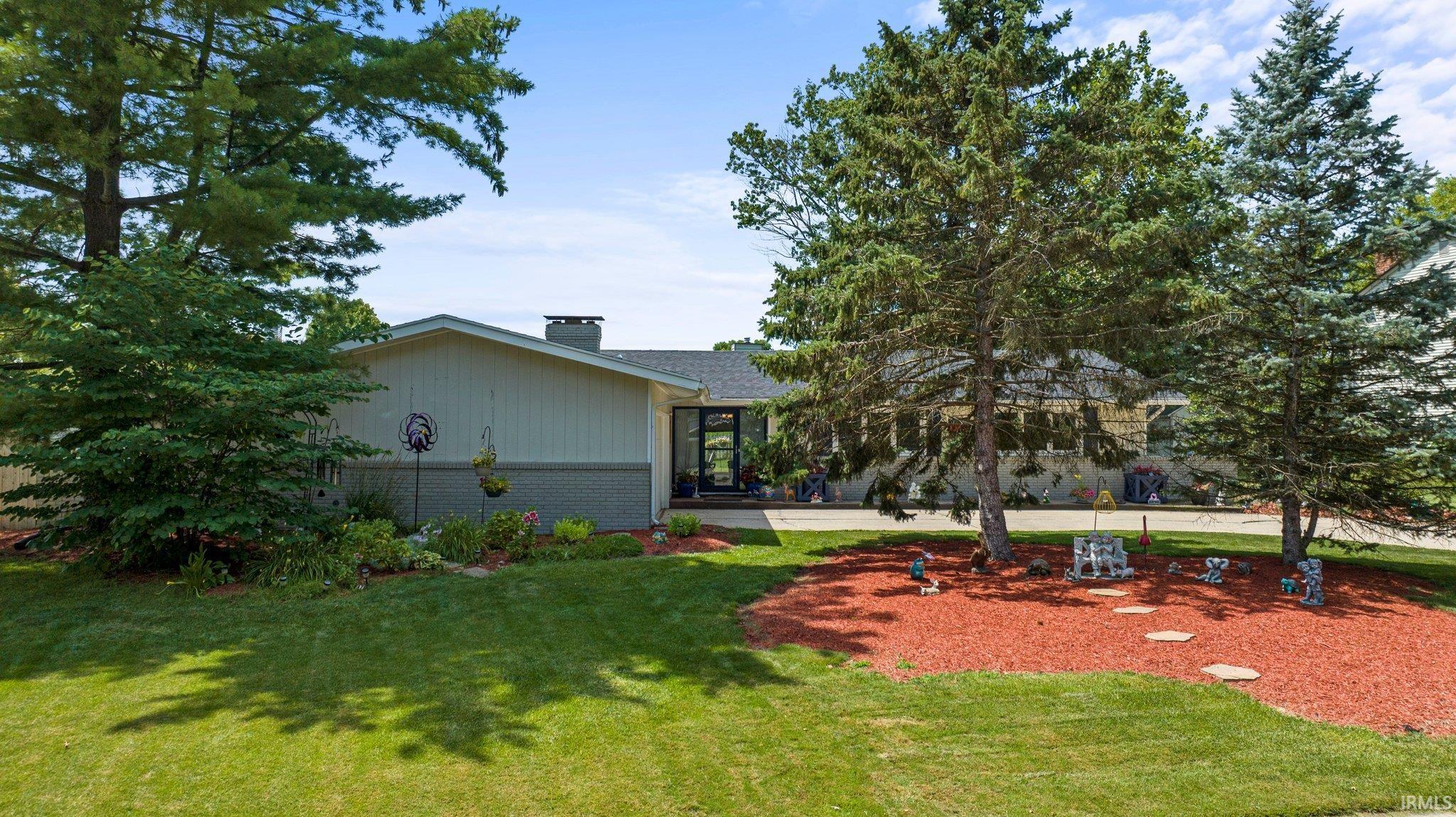 10607 Pine Mills