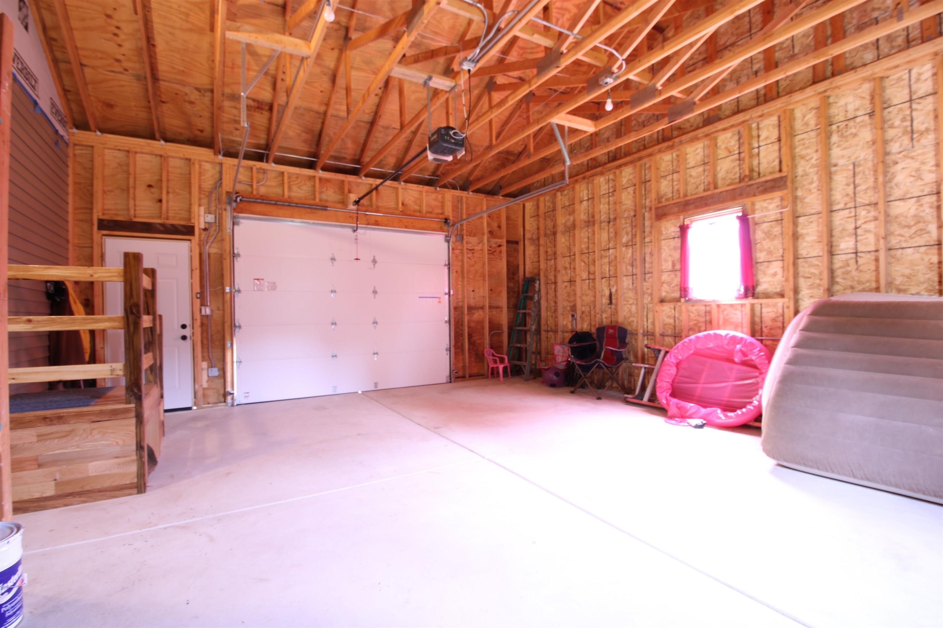 8185 200 South