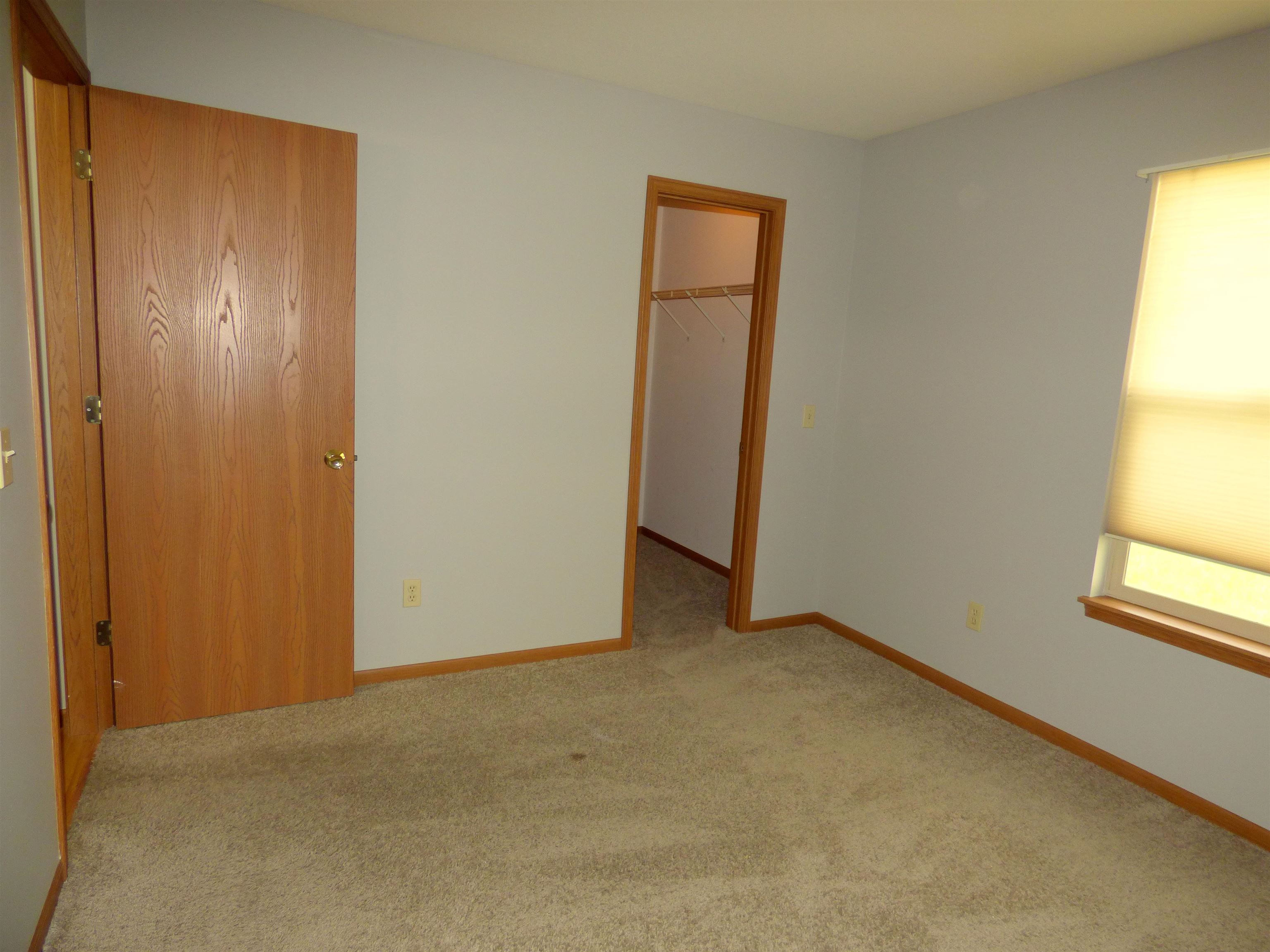 7817 Claridge
