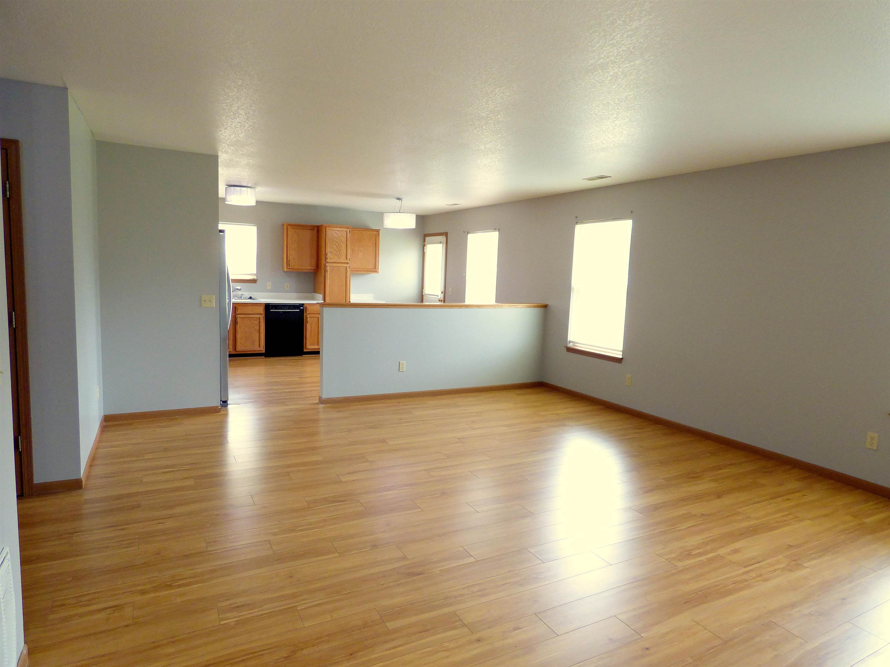 7817 Claridge