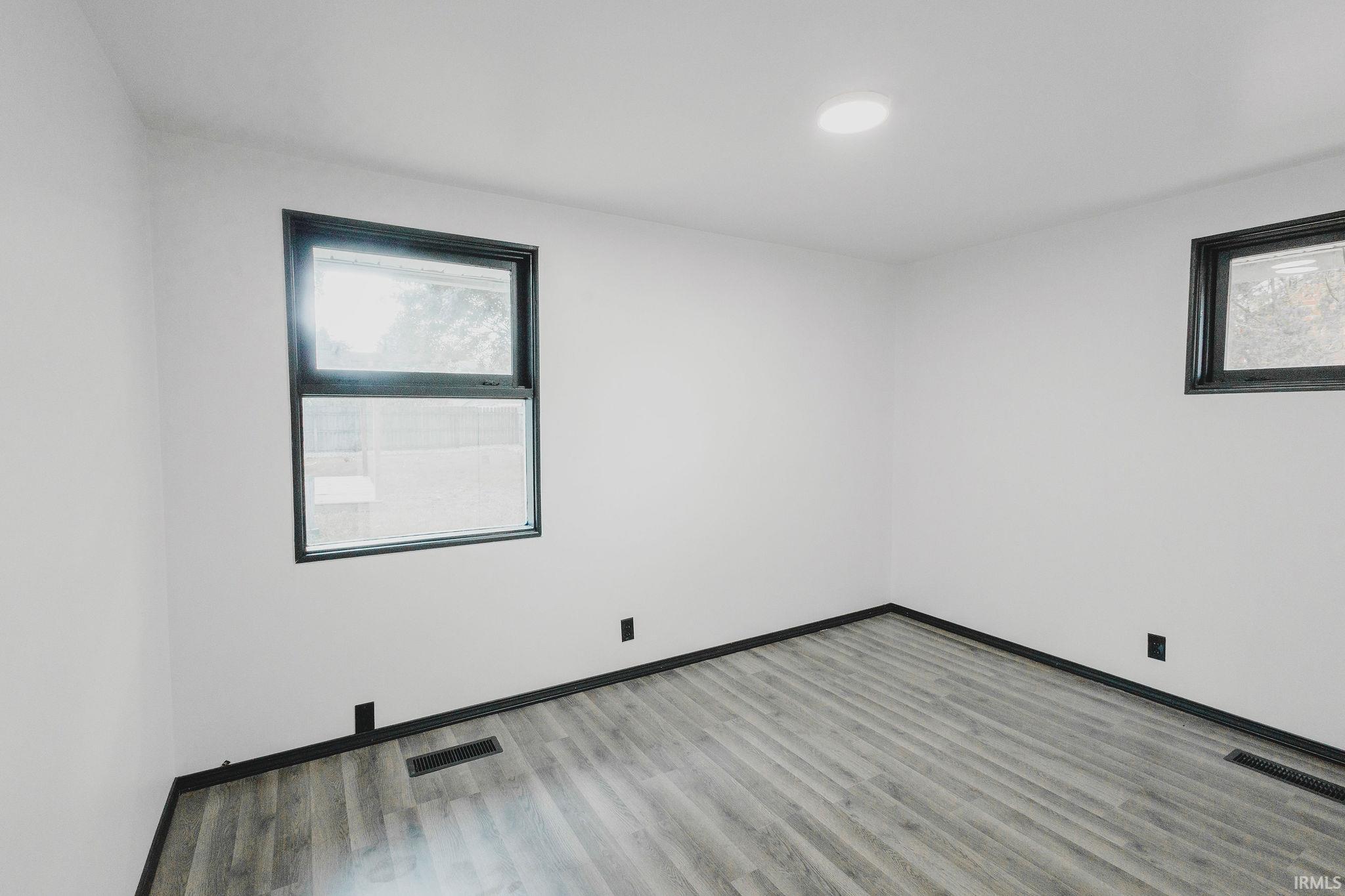 209 Crescent
