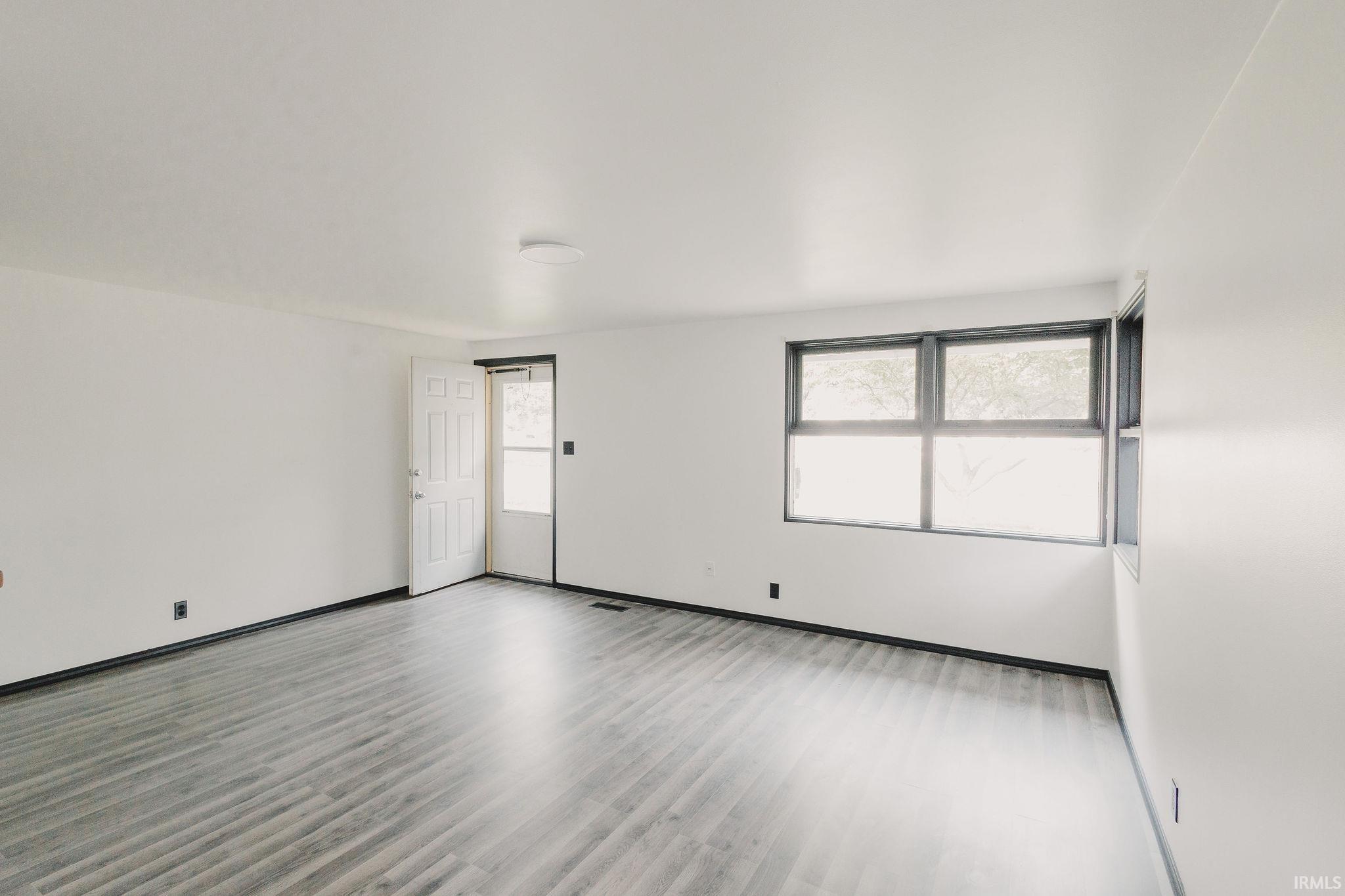209 Crescent