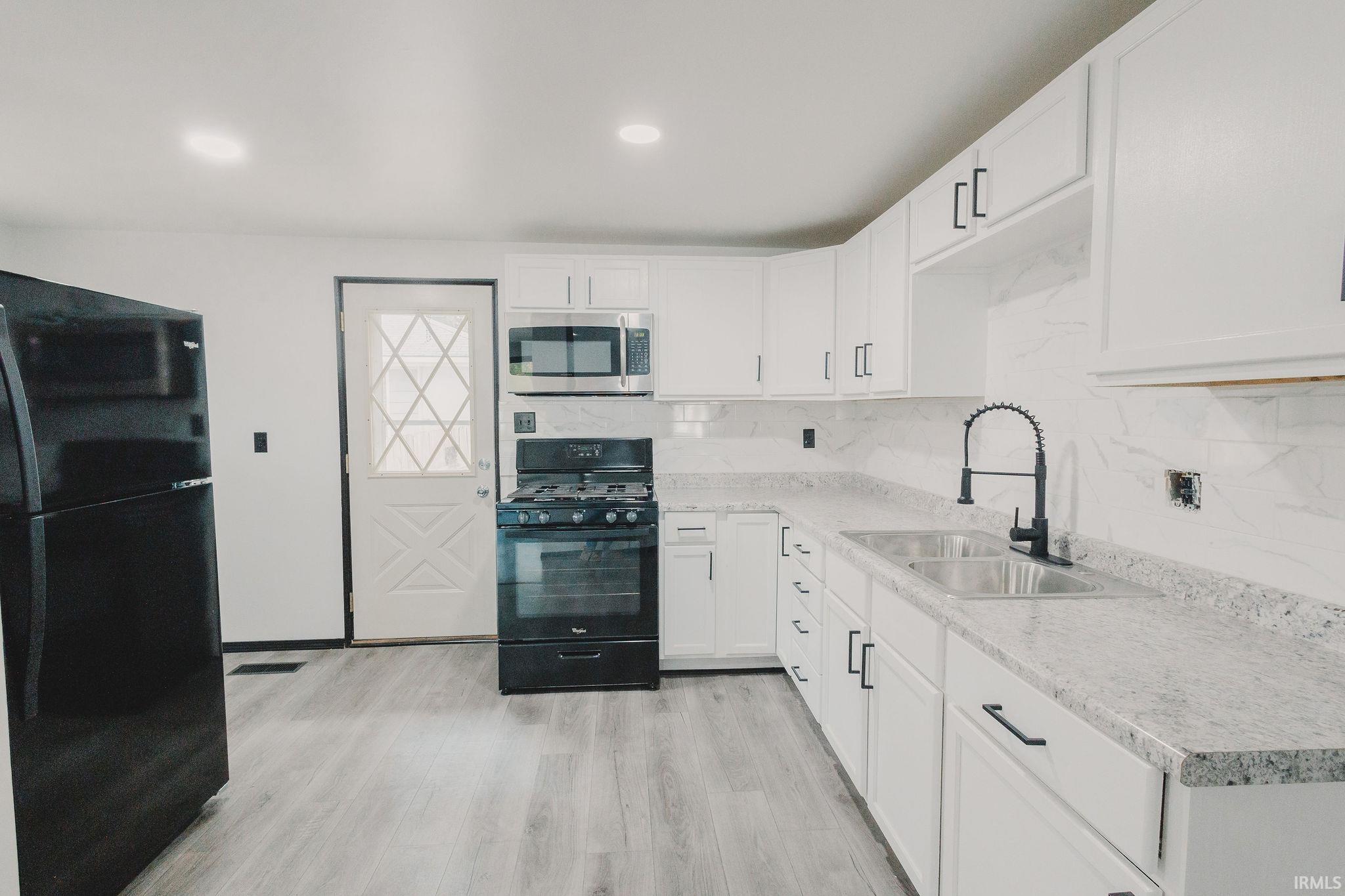 209 Crescent