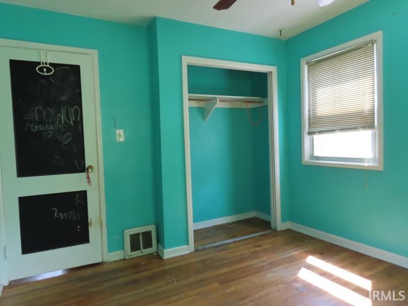 4610 Linden