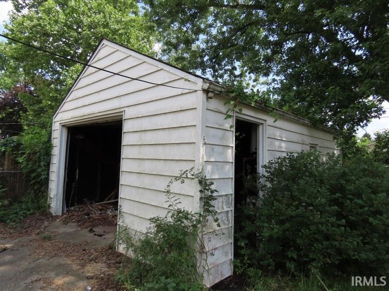4610 Linden