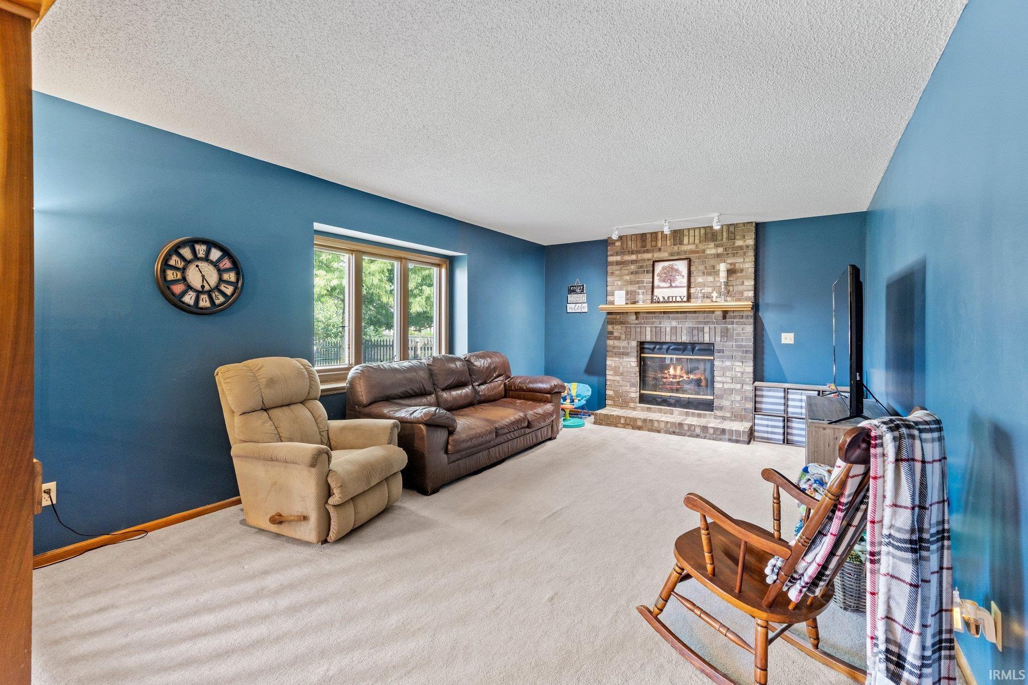 8427 Victoria Woods