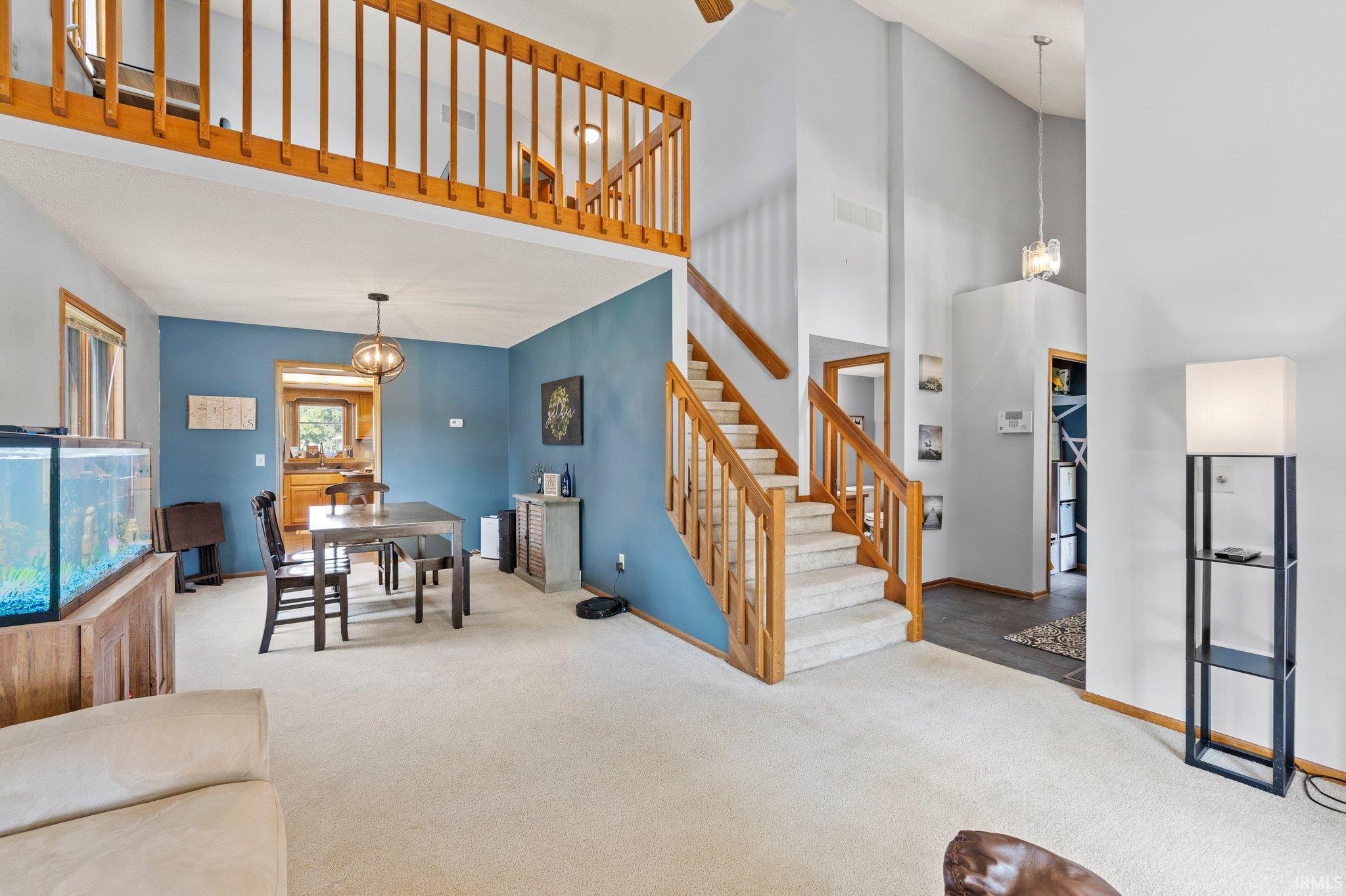 8427 Victoria Woods