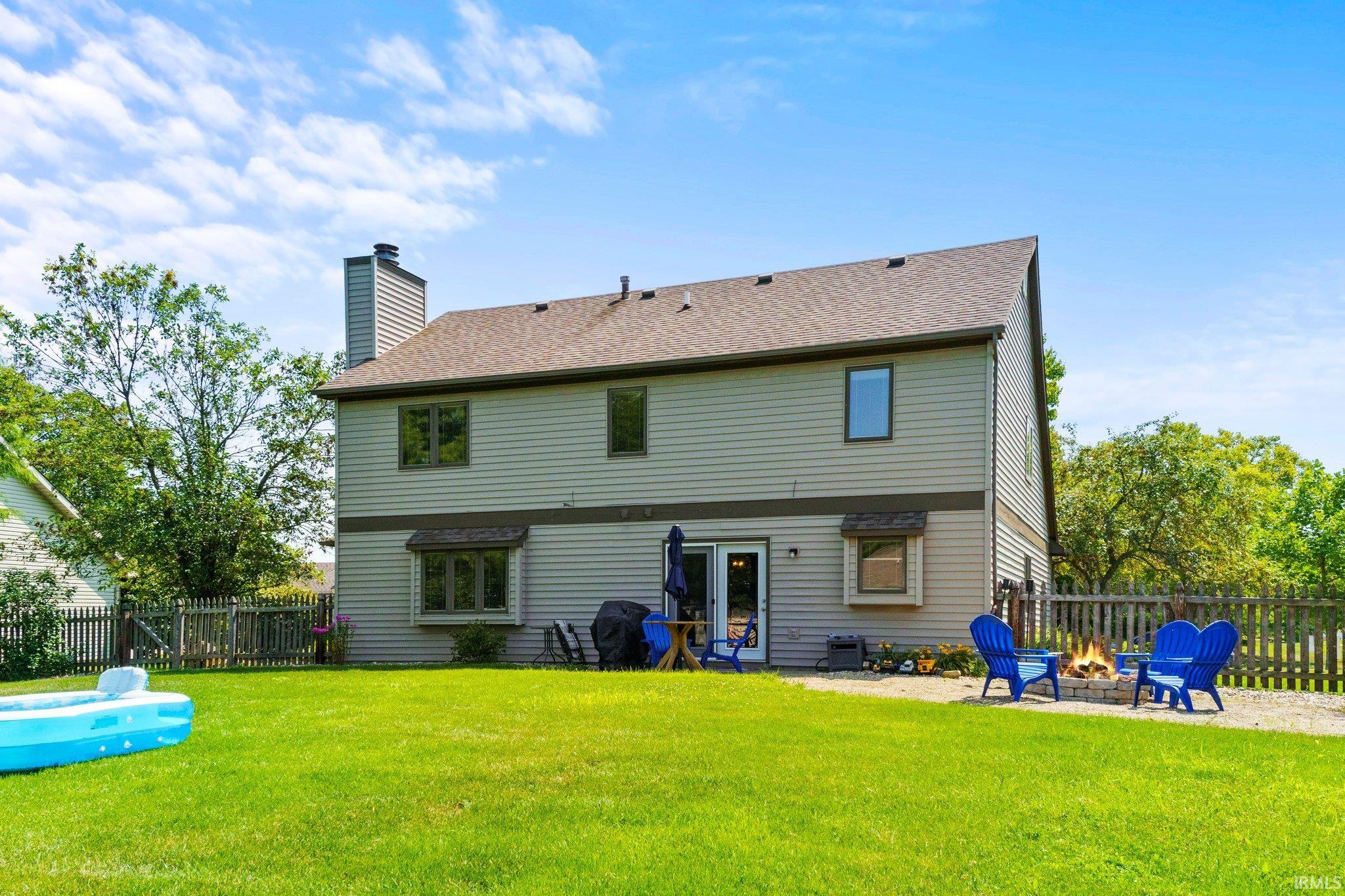 8427 Victoria Woods