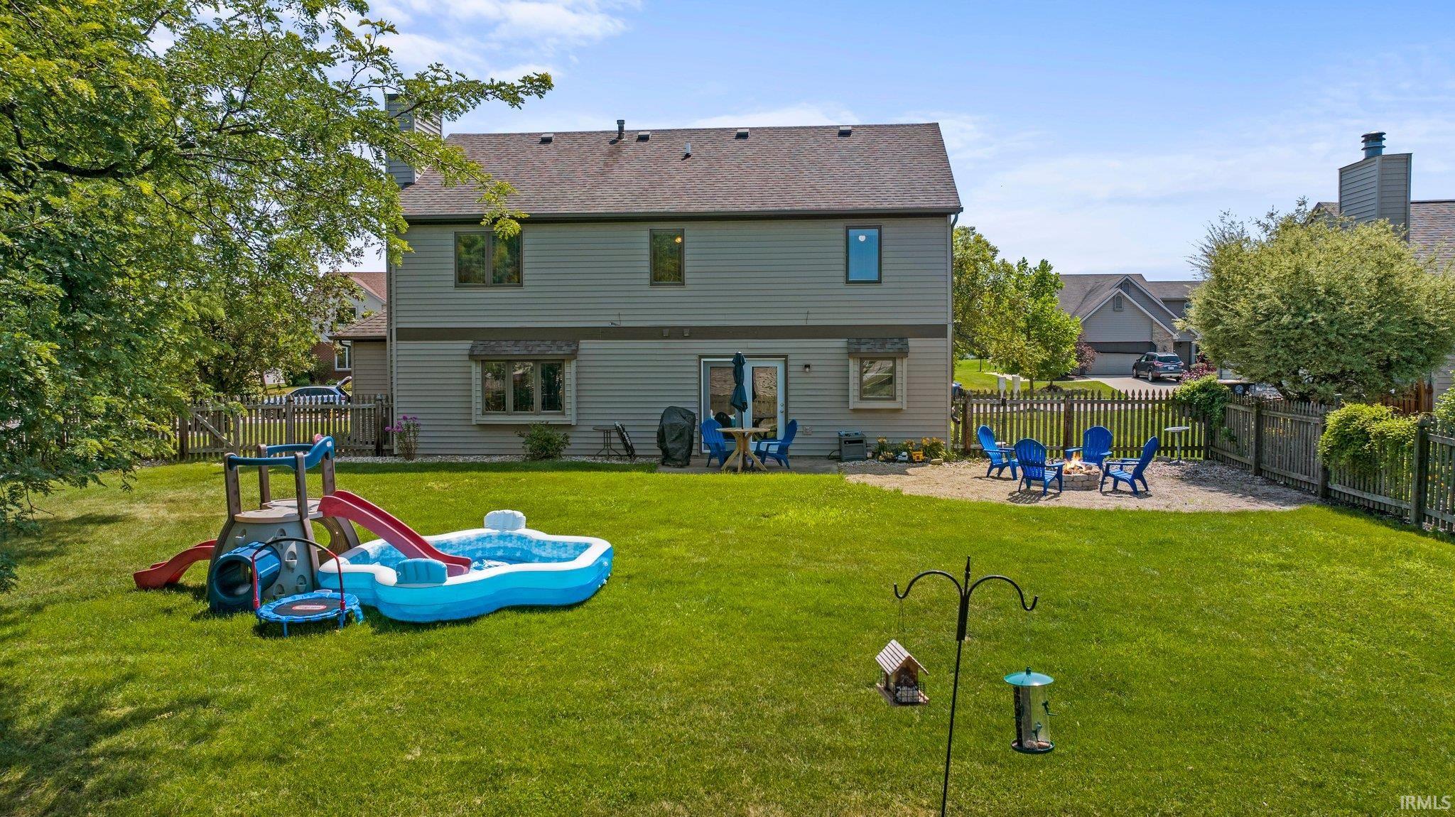 8427 Victoria Woods