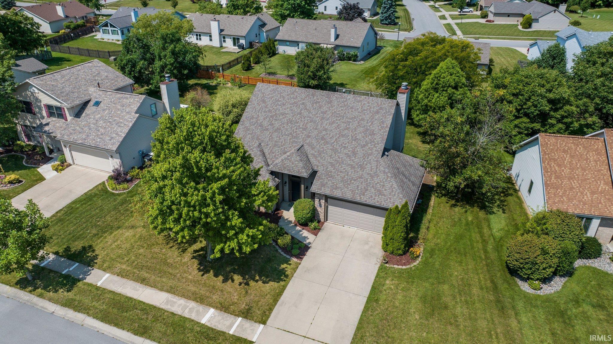 8427 Victoria Woods