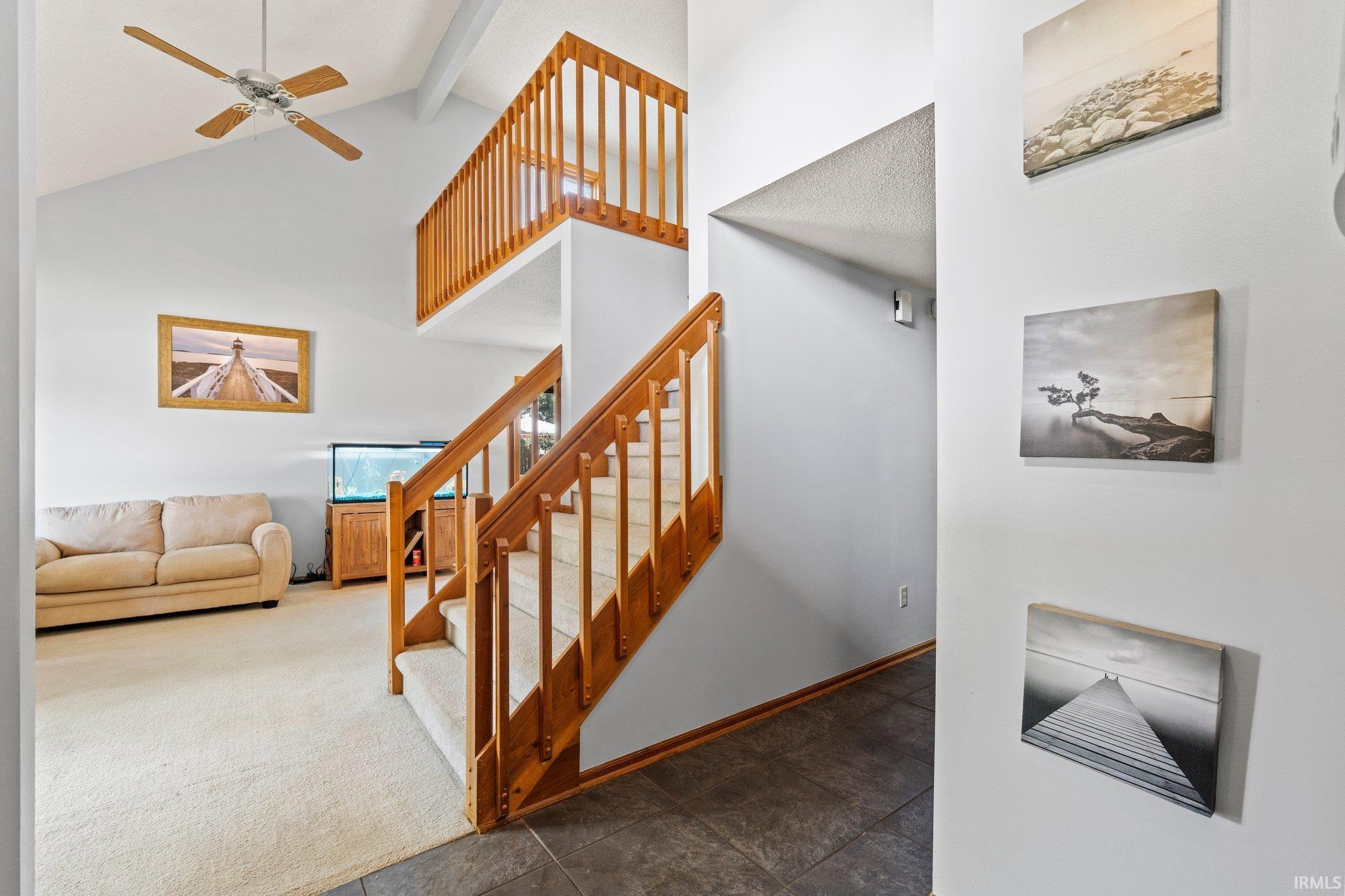 8427 Victoria Woods