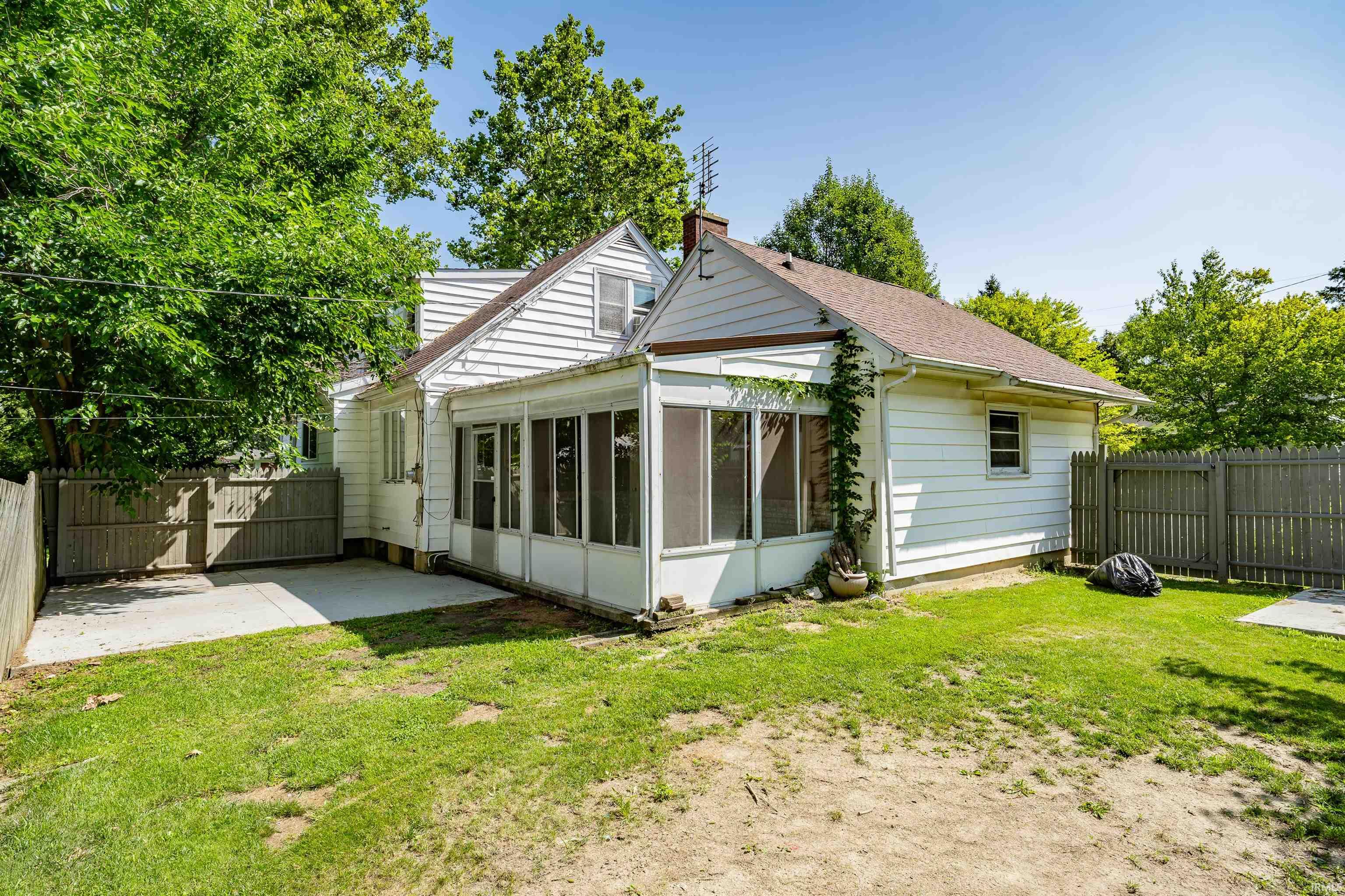 321 Oak Street