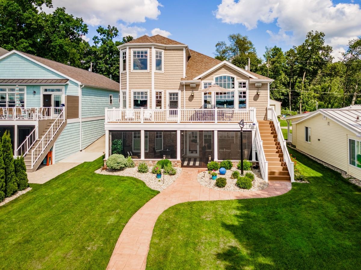 760 Lane 375 Crooked Lk