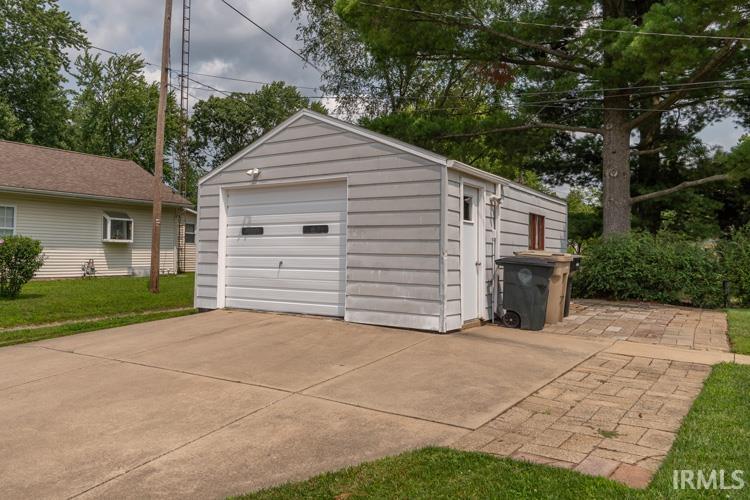 3301 Pleasant