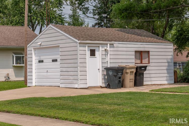 3301 Pleasant