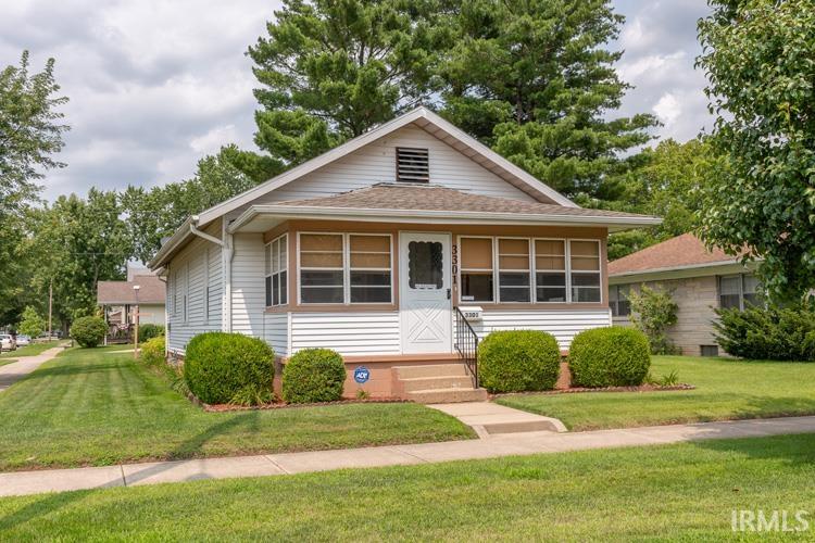 3301 Pleasant