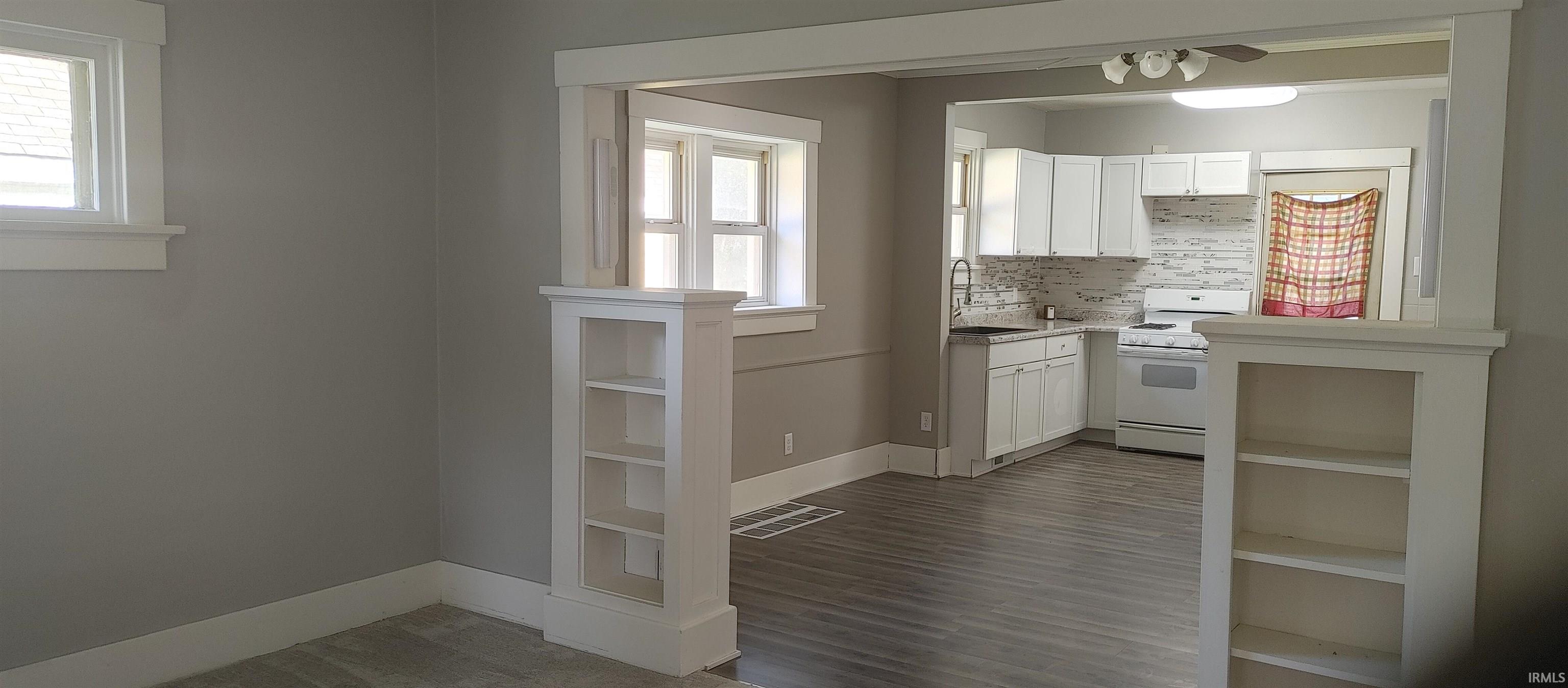 1645 Sinclair