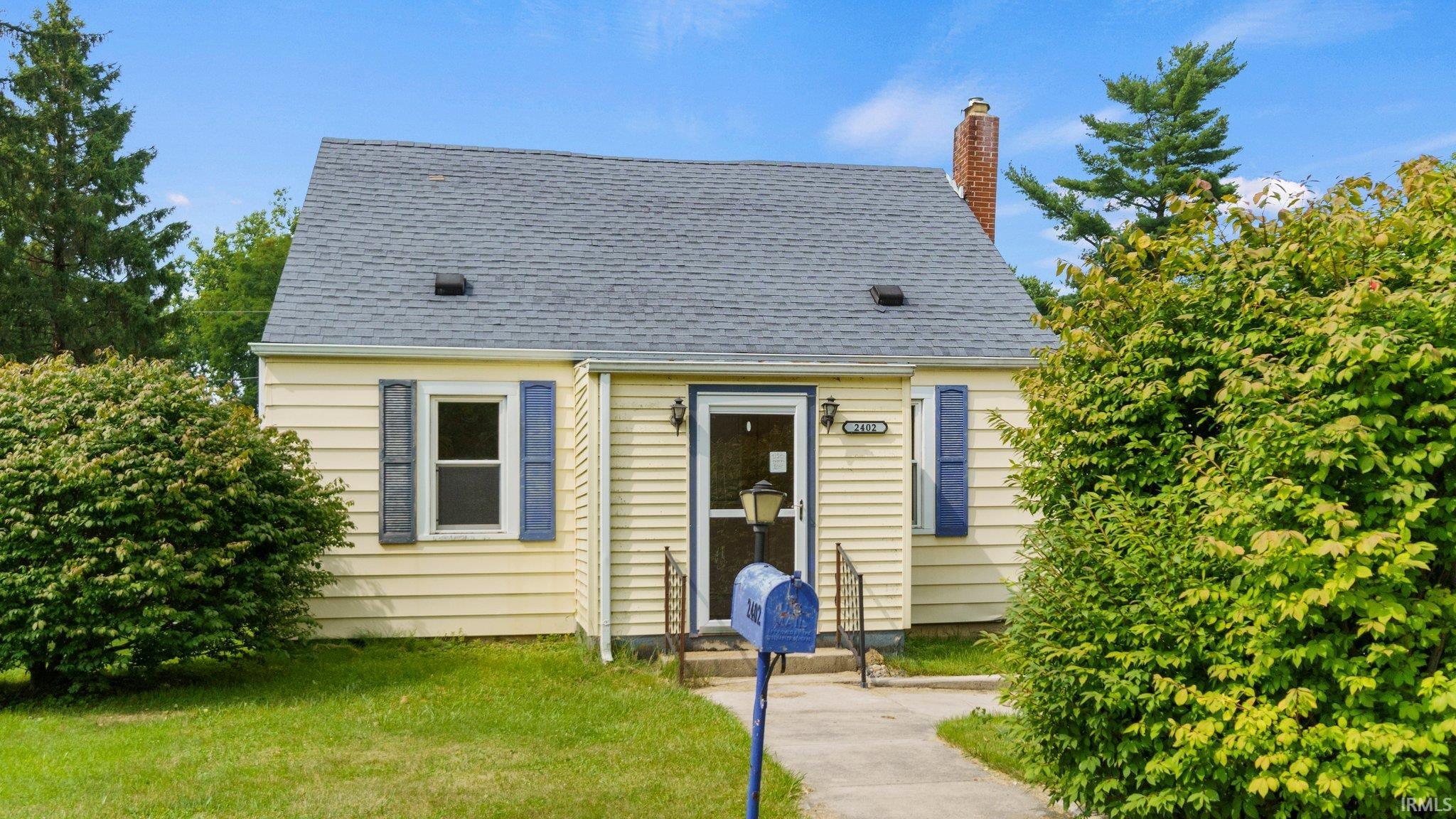 2402 Monmouth