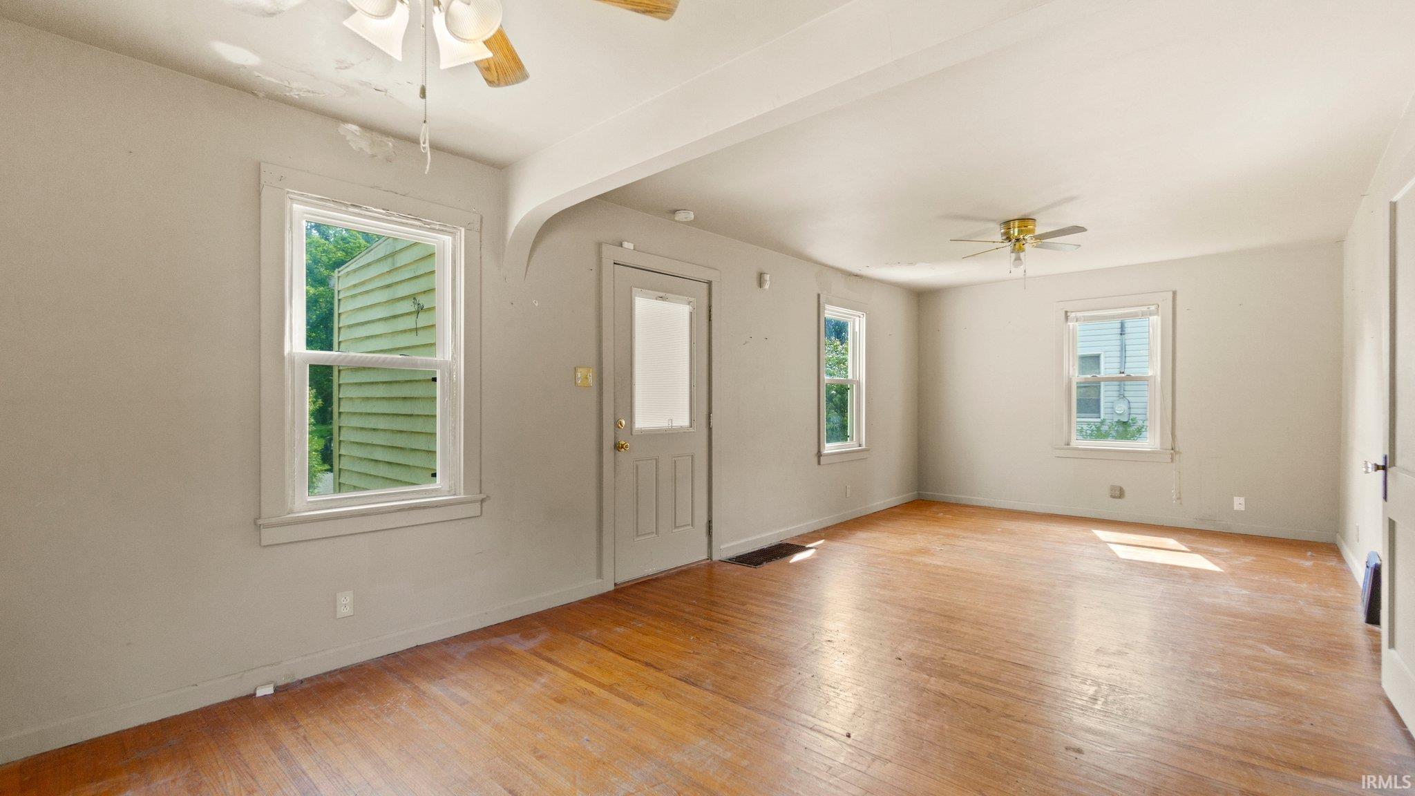 2402 Monmouth