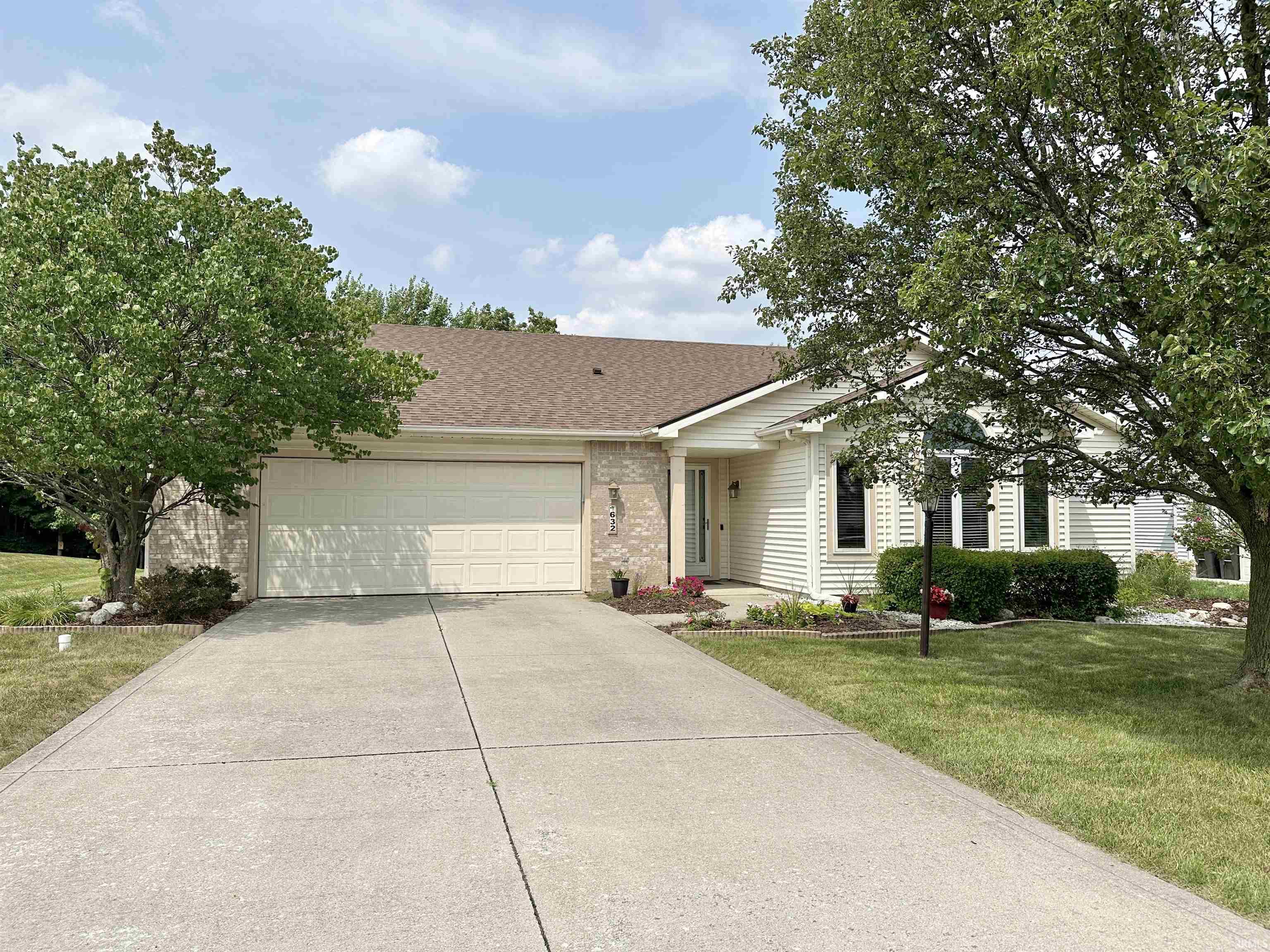 632 Chesterton