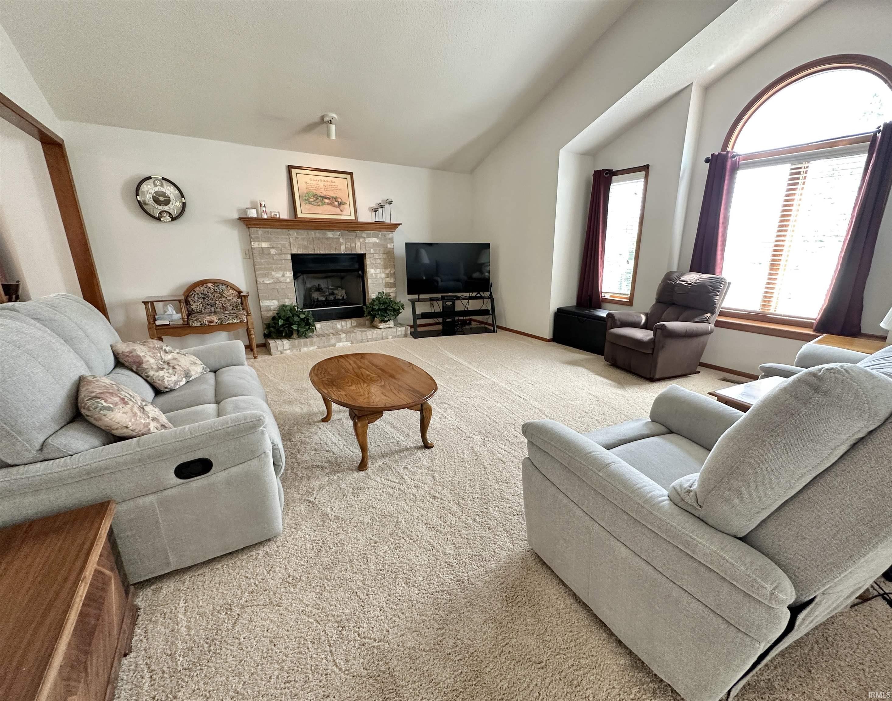 632 Chesterton