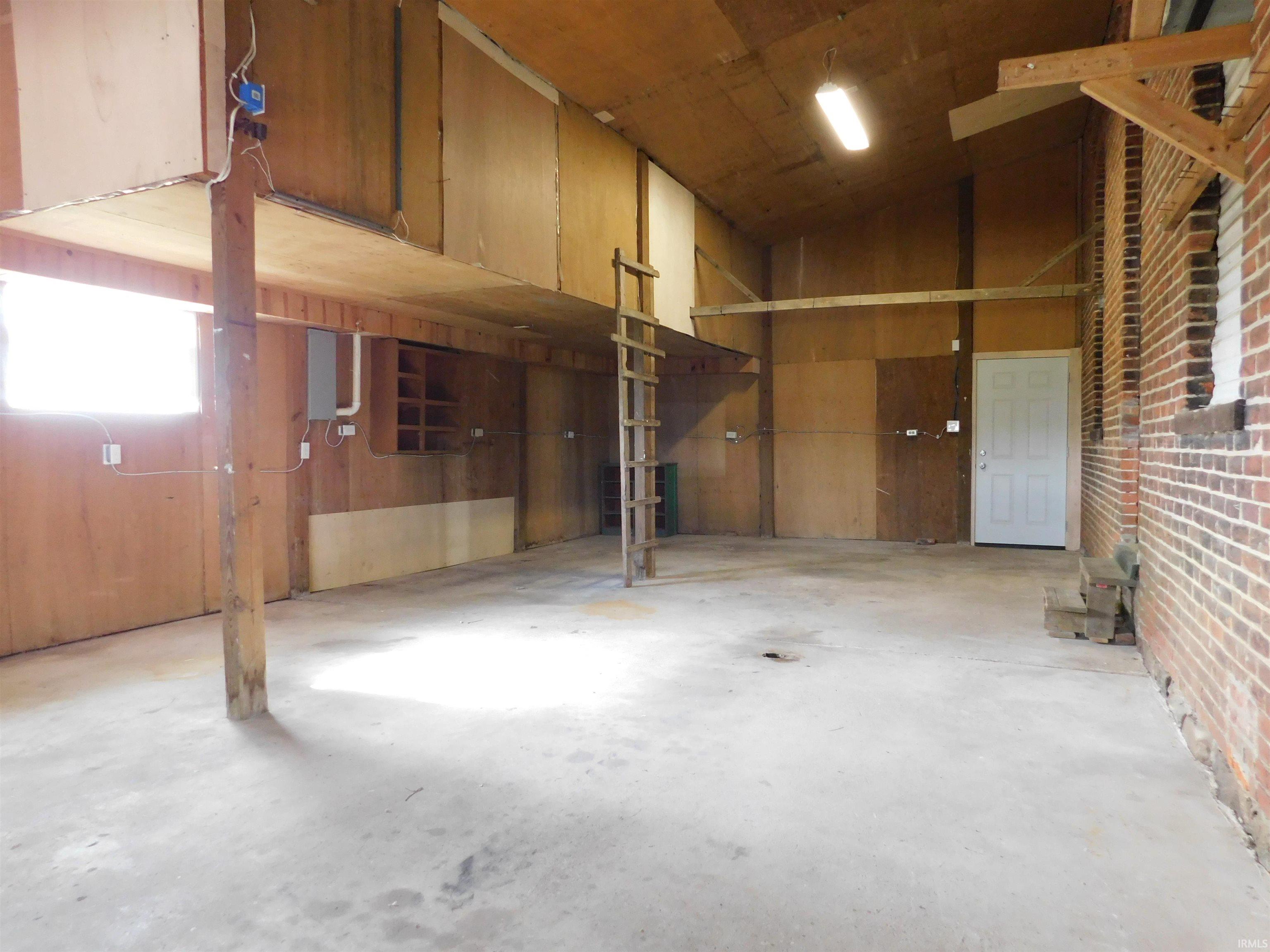 8970 Division Rd.
