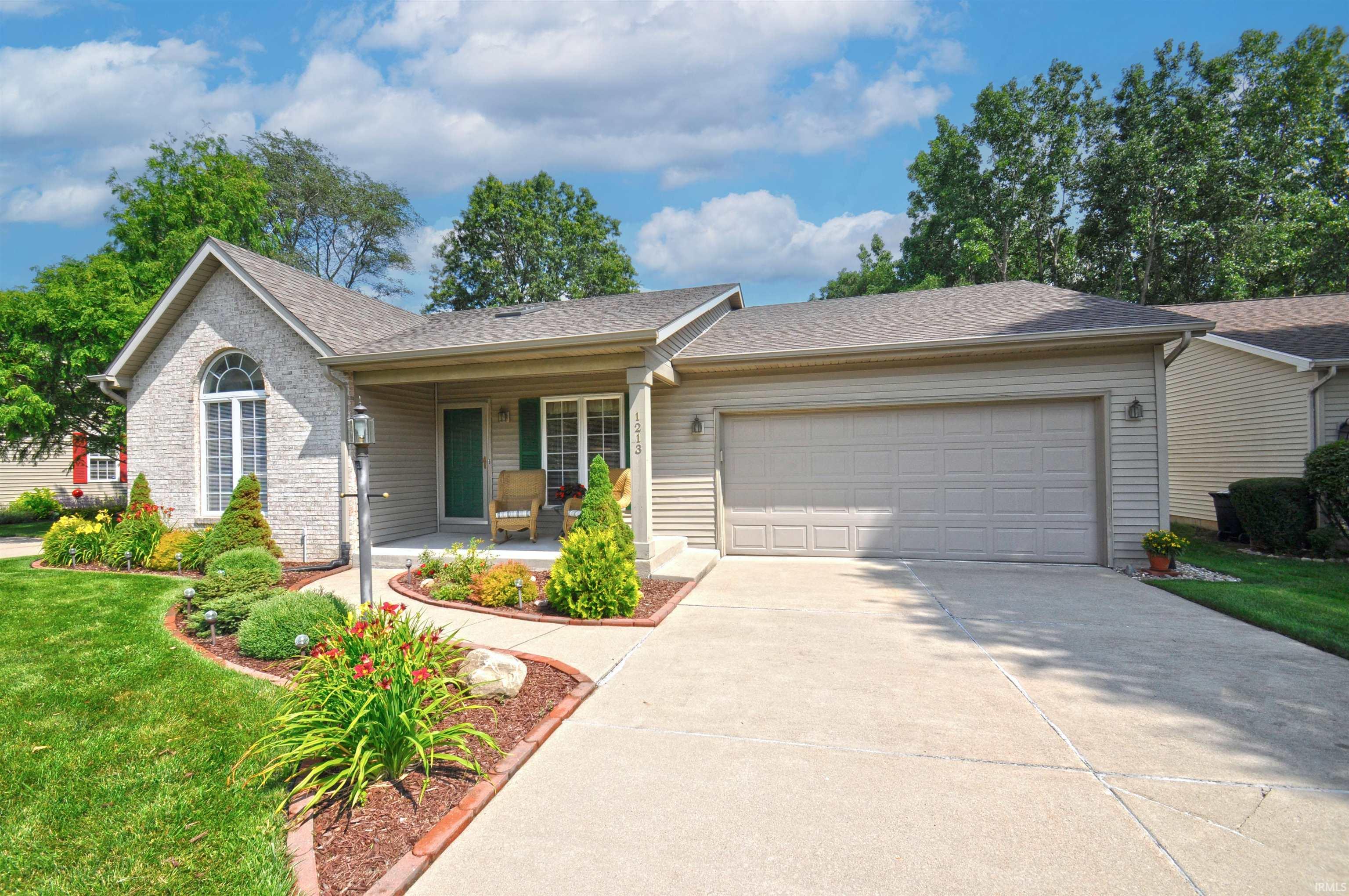 1213 Apple Ridge