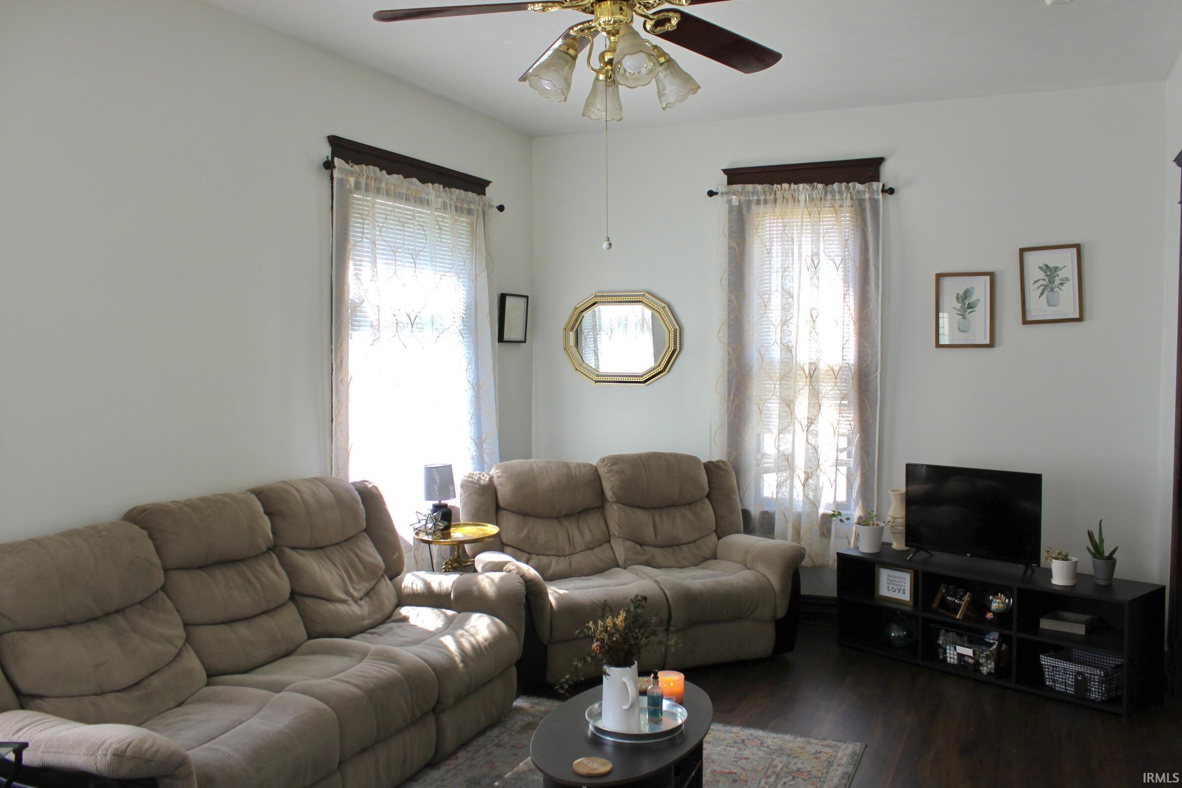 222 Walnut